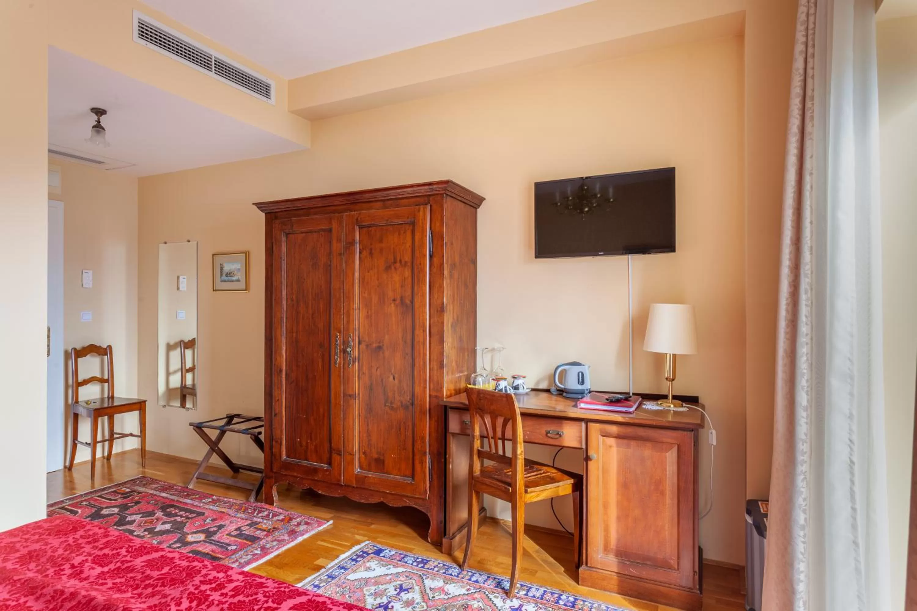 Other, Bed in Hotel Triglav