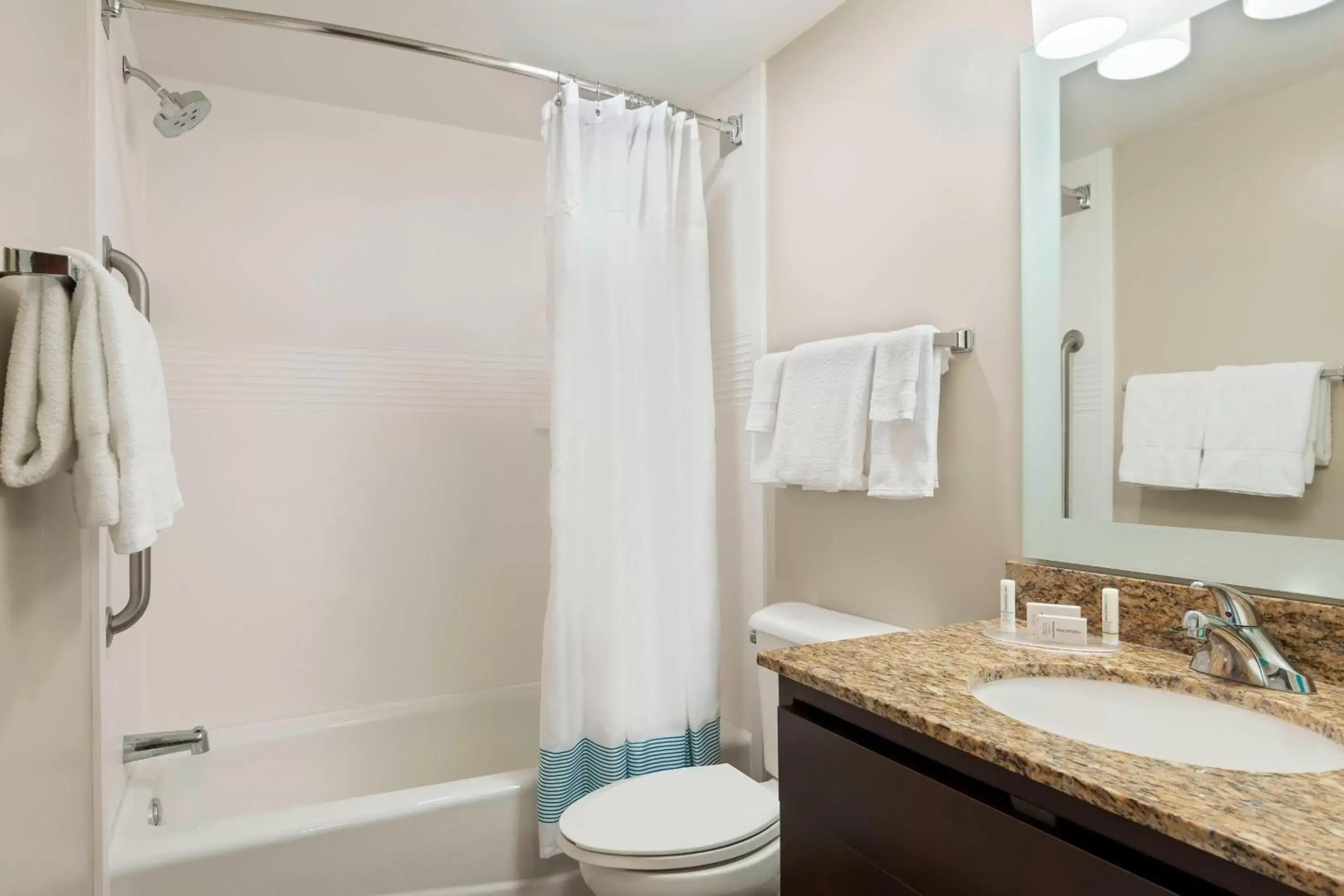 Bathroom in TownePlace Suites Savannah Midtown