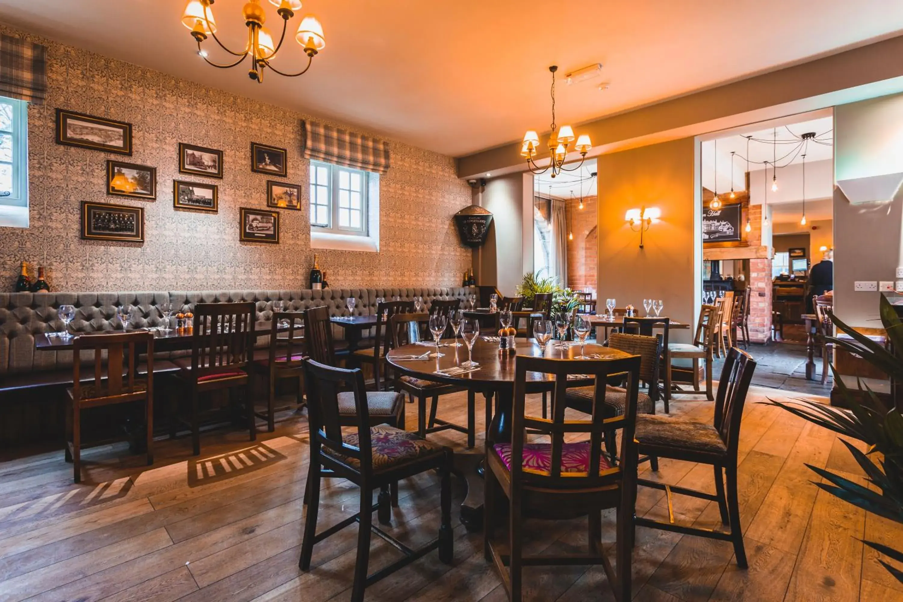 Dining area, Restaurant/Places to Eat in The Dog & Doublet Inn