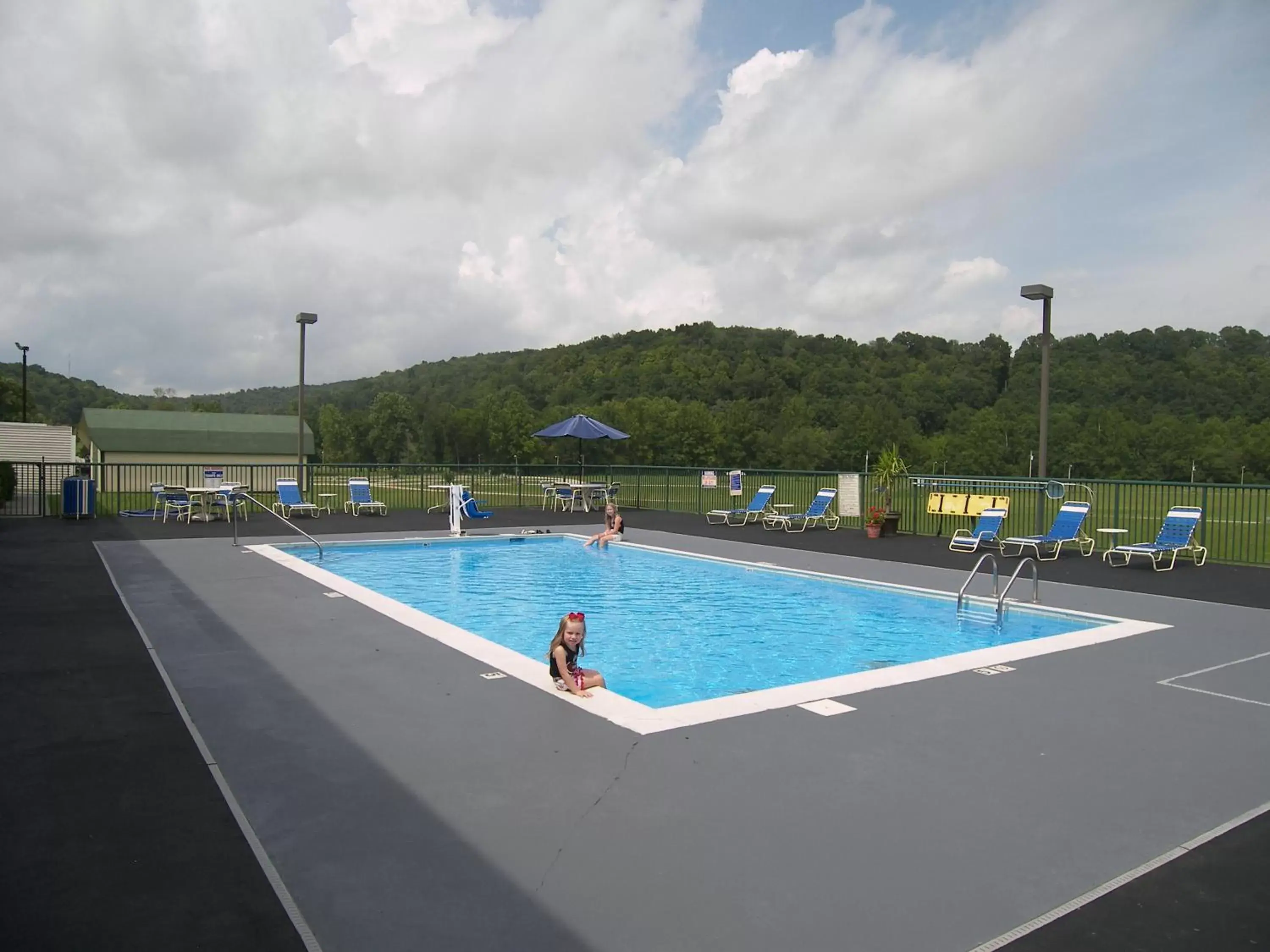 Swimming Pool in Baymont by Wyndham Mount Vernon Renfro Valley