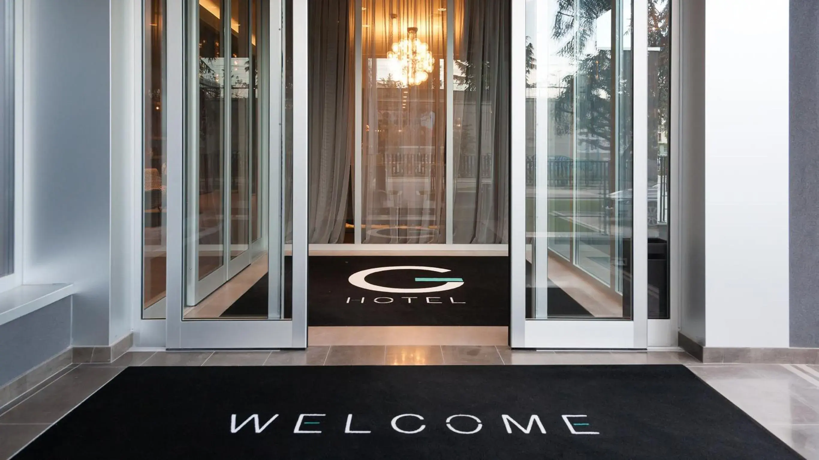 Facade/entrance, Property Logo/Sign in G Hotel Pescara