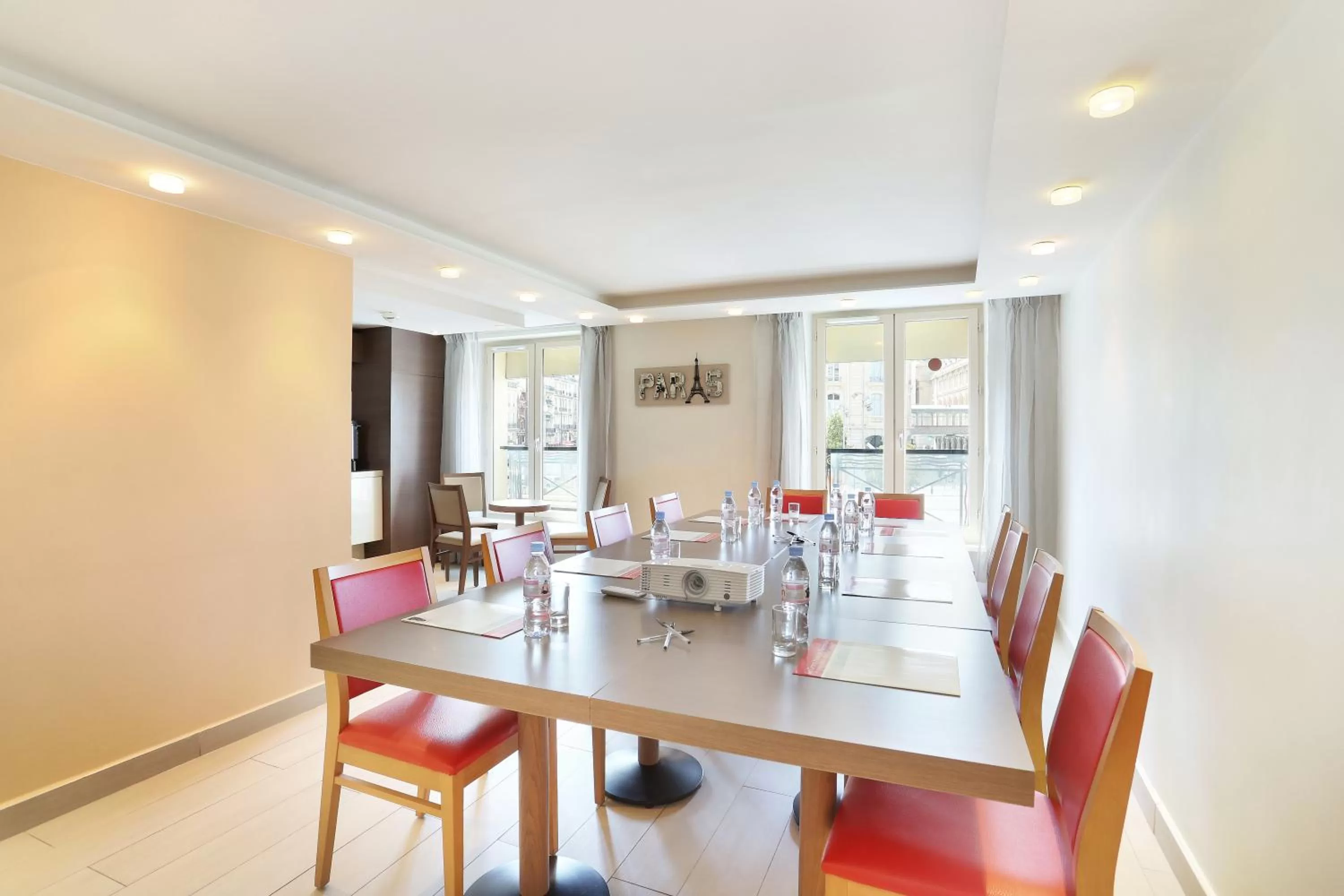 Meeting/conference room in Le Grand Hôtel de Normandie