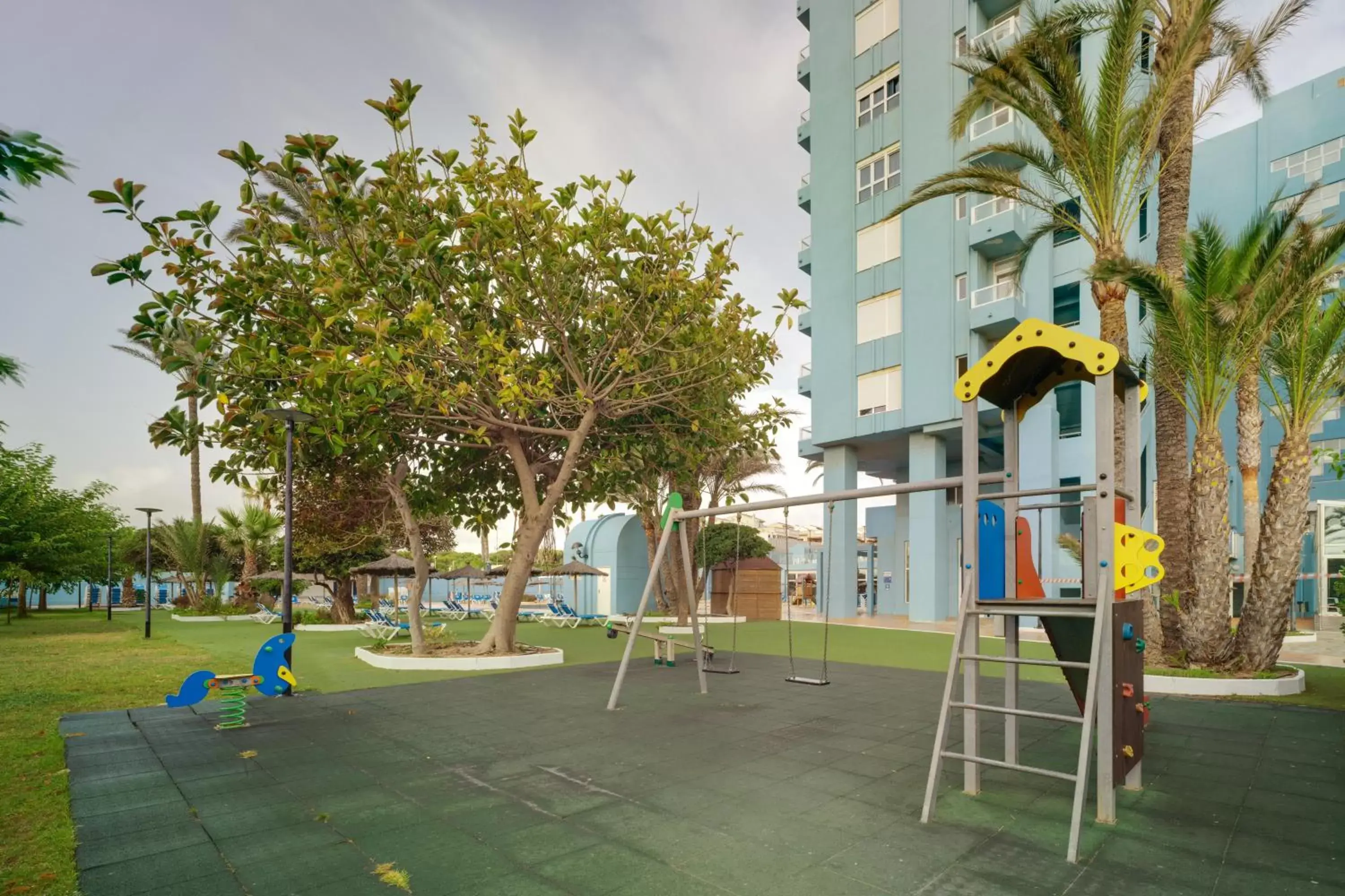 Property building, Children's Play Area in Hotel Playas de Guardamar