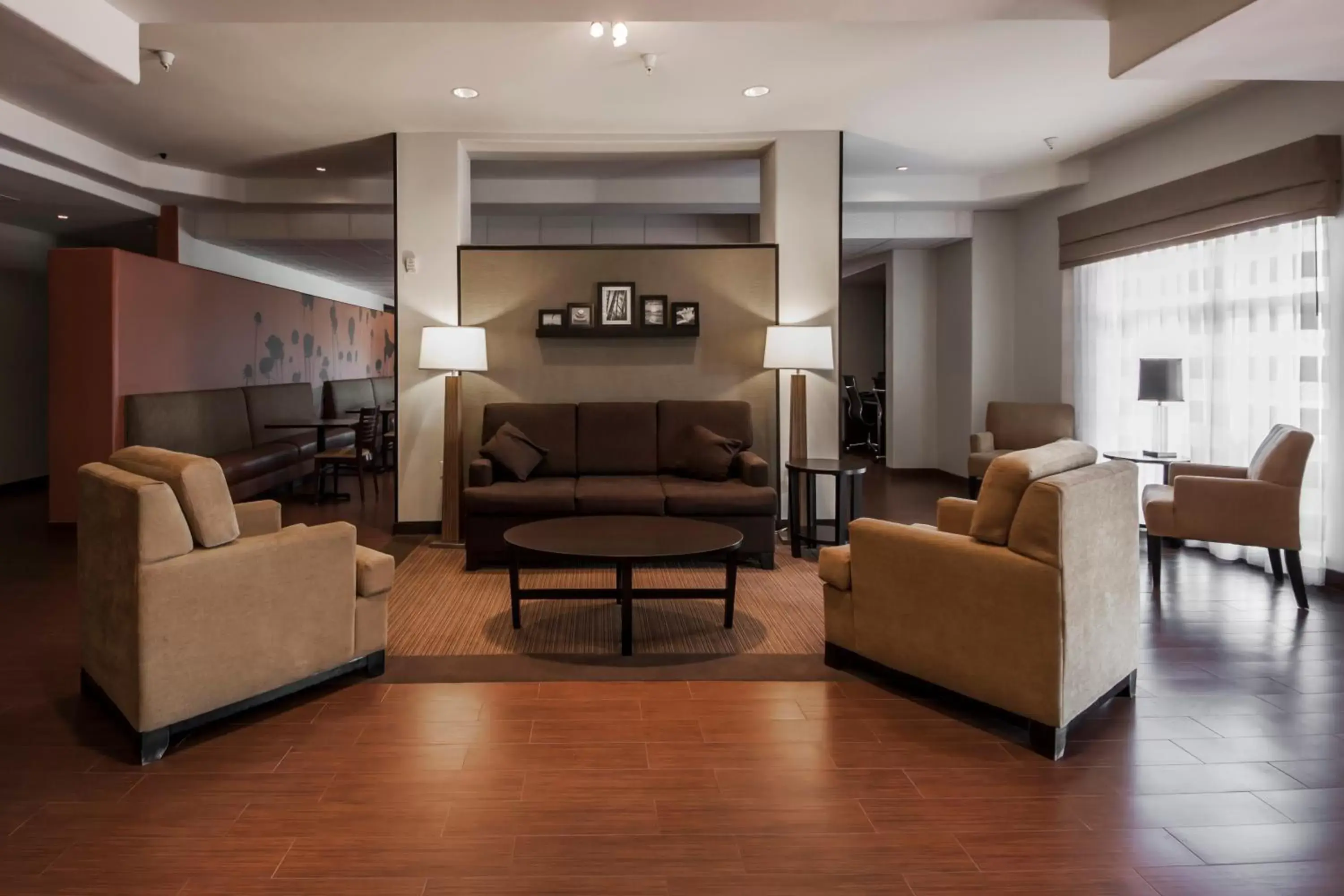 Lobby or reception, Seating Area in Sleep Inn & Suites Hennessey North