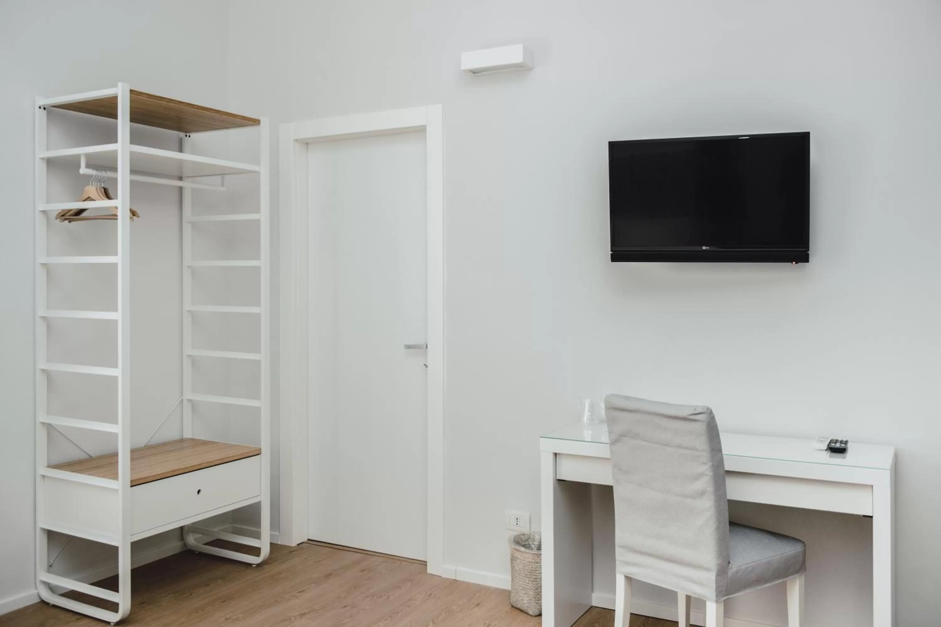 TV and multimedia in Elysium B&B