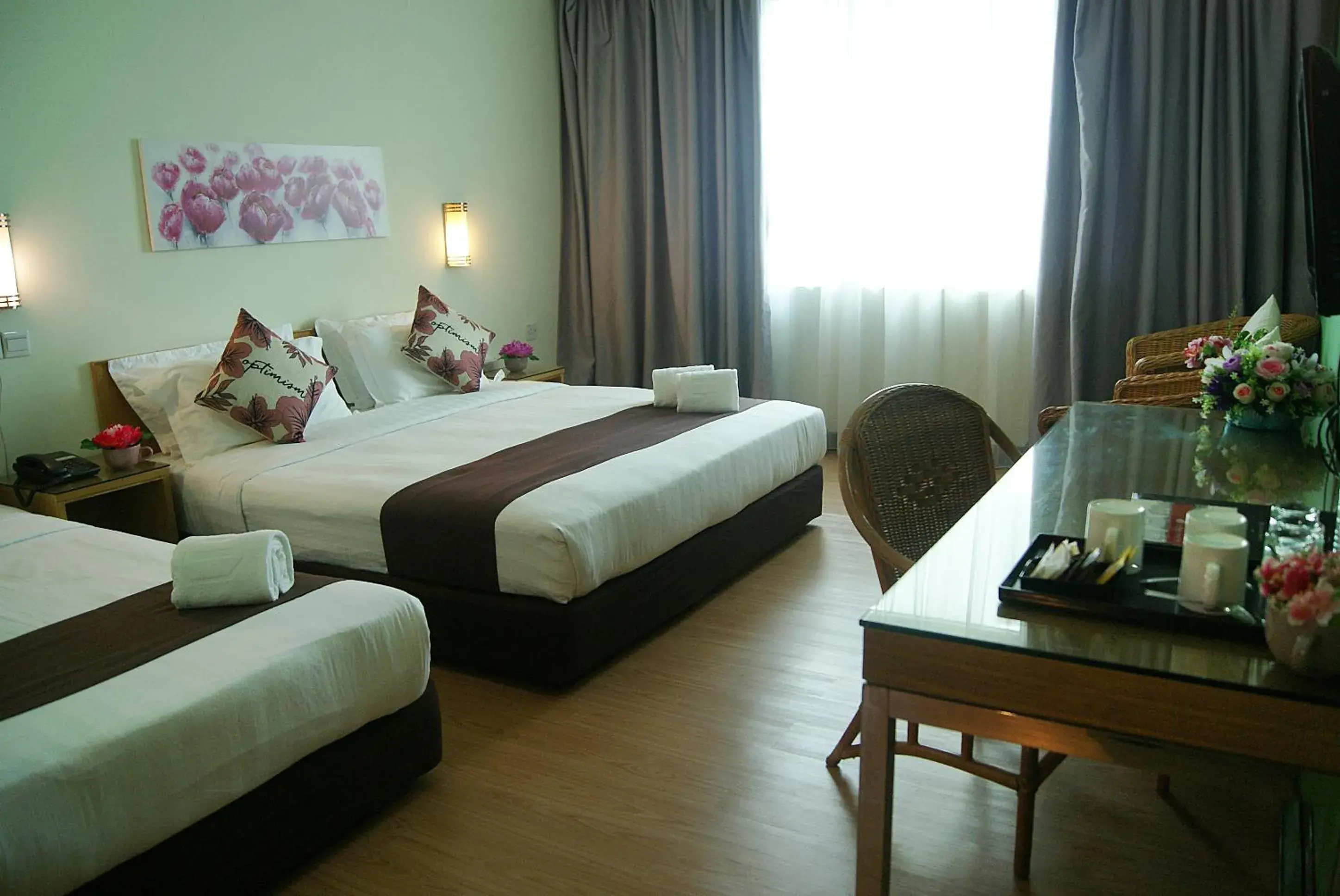 Bed in Tang Dynasty Park Hotel