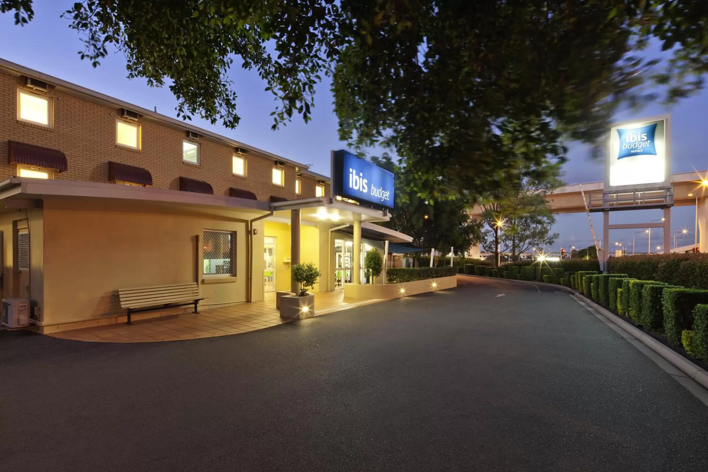 Facade/entrance, Property Building in ibis Budget Brisbane Airport