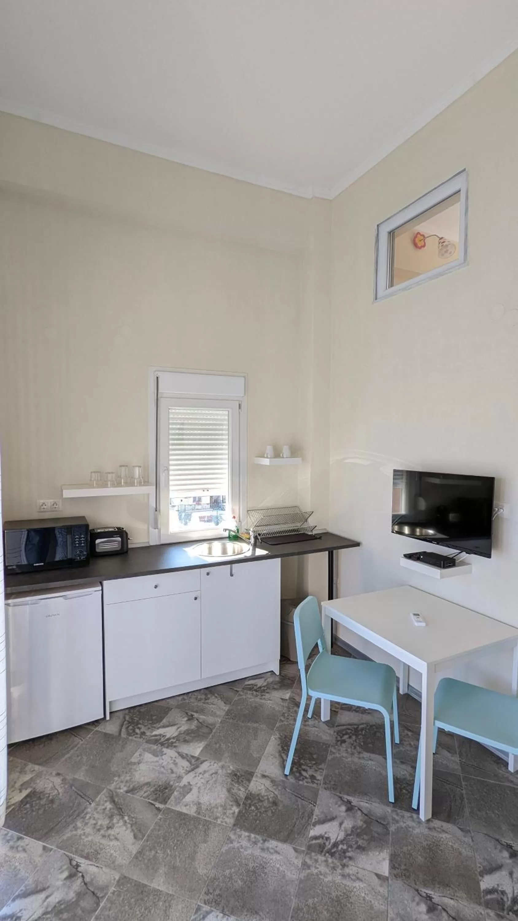 Kitchen or kitchenette in GreenCity Kavala