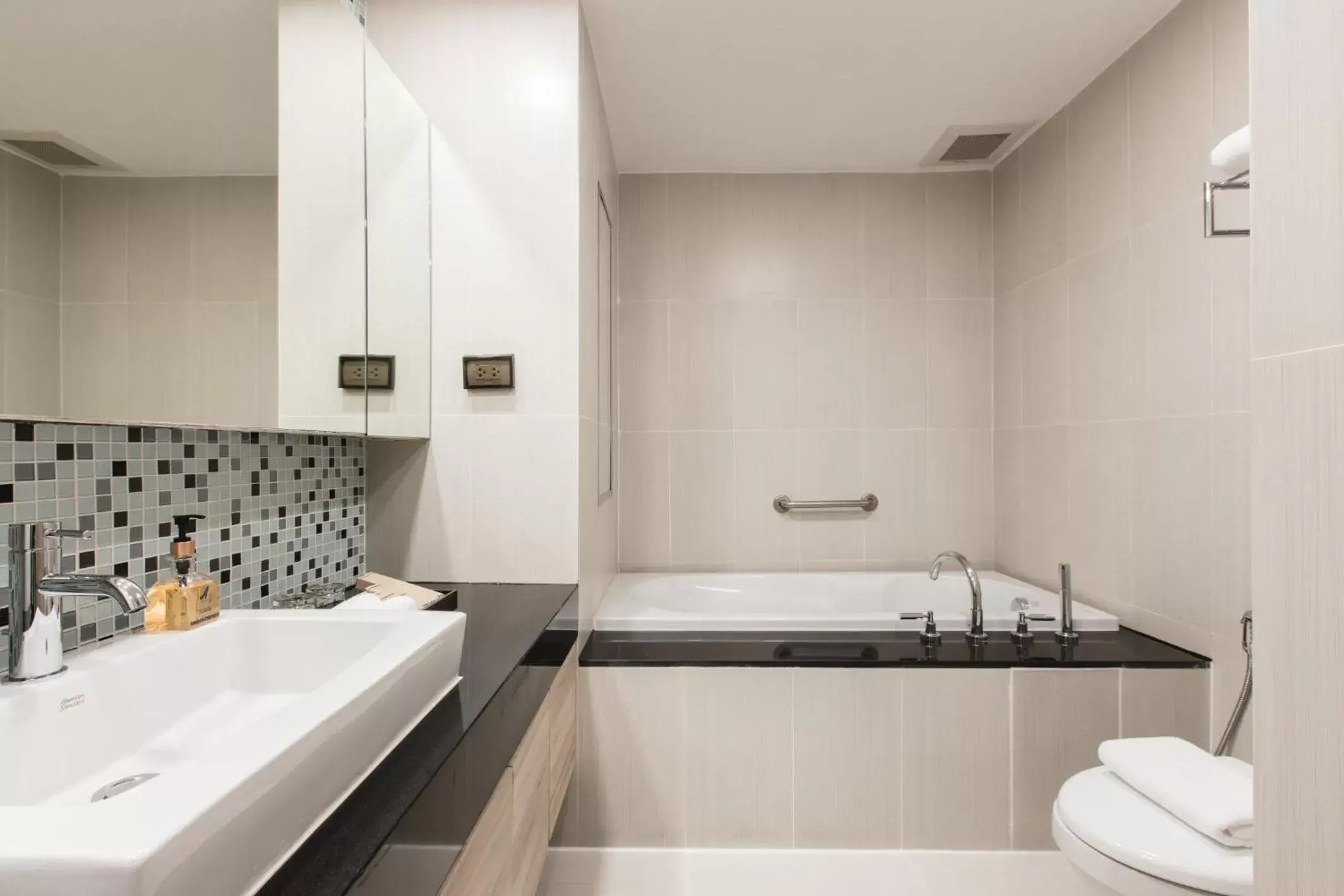 Toilet, Bathroom in Adelphi Suites Bangkok - SHA Extra Plus