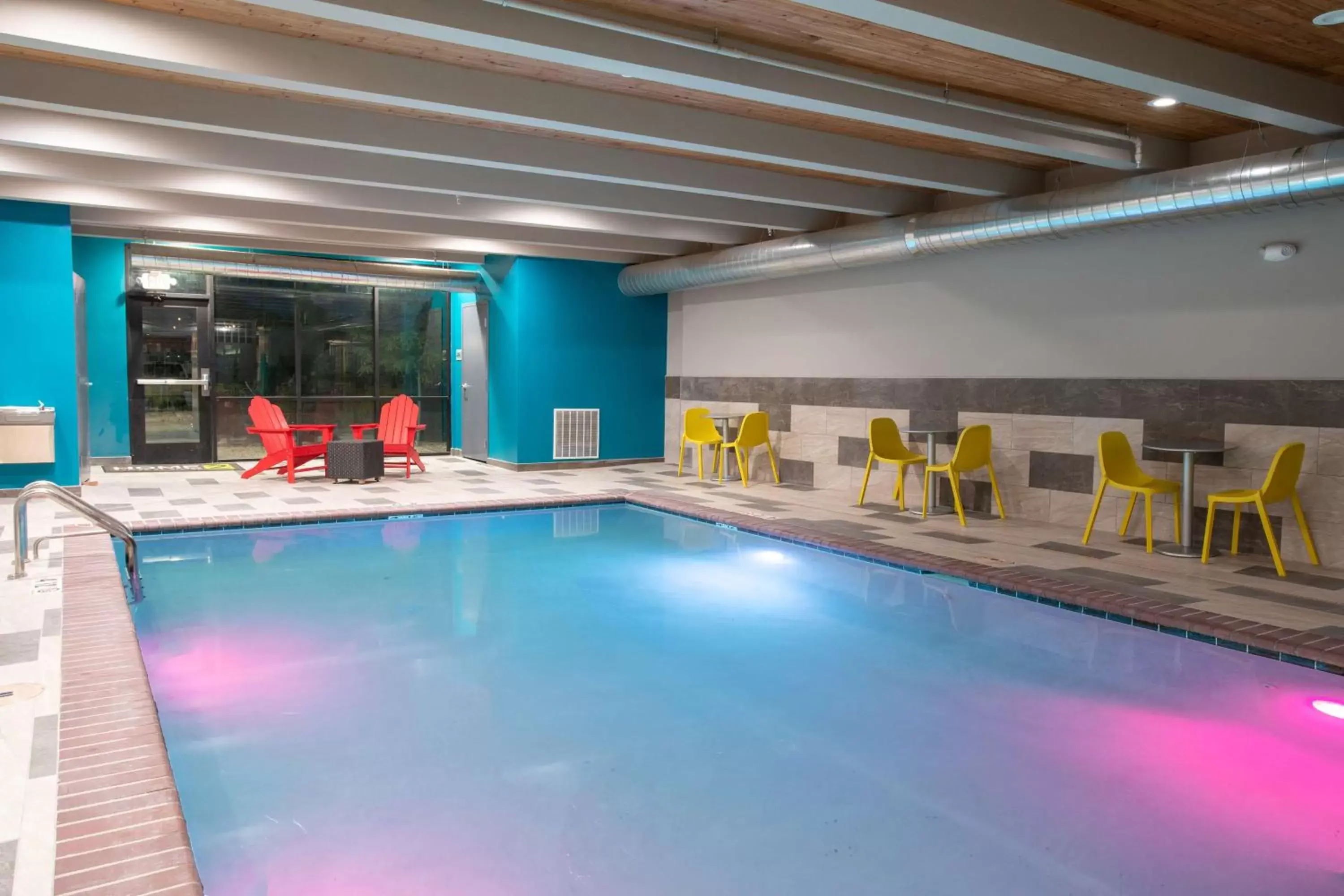 Swimming Pool in Home2 Suites by Hilton Roswell, NM