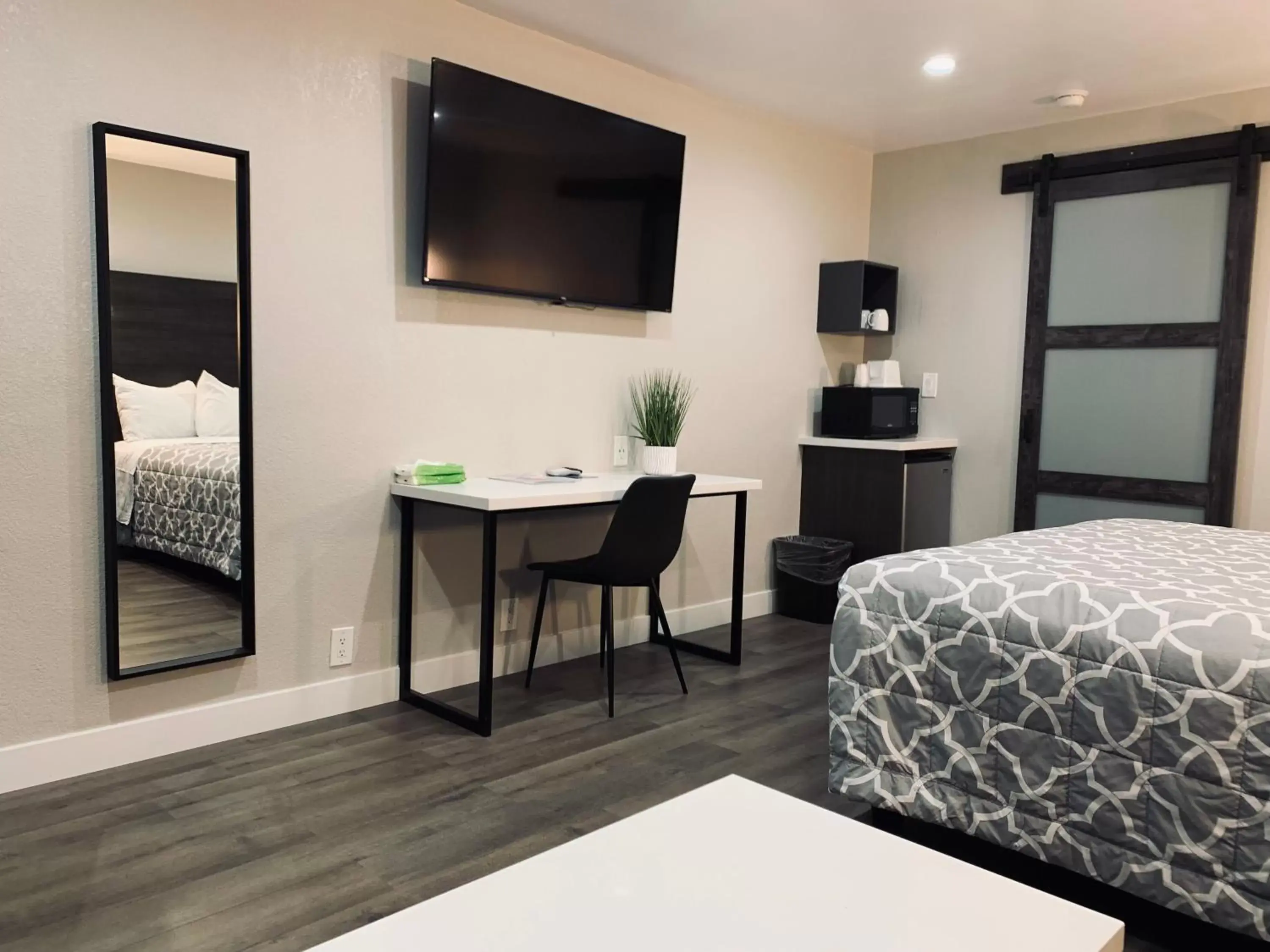 Bed in Sakura Inn Bed in Sakura Inn