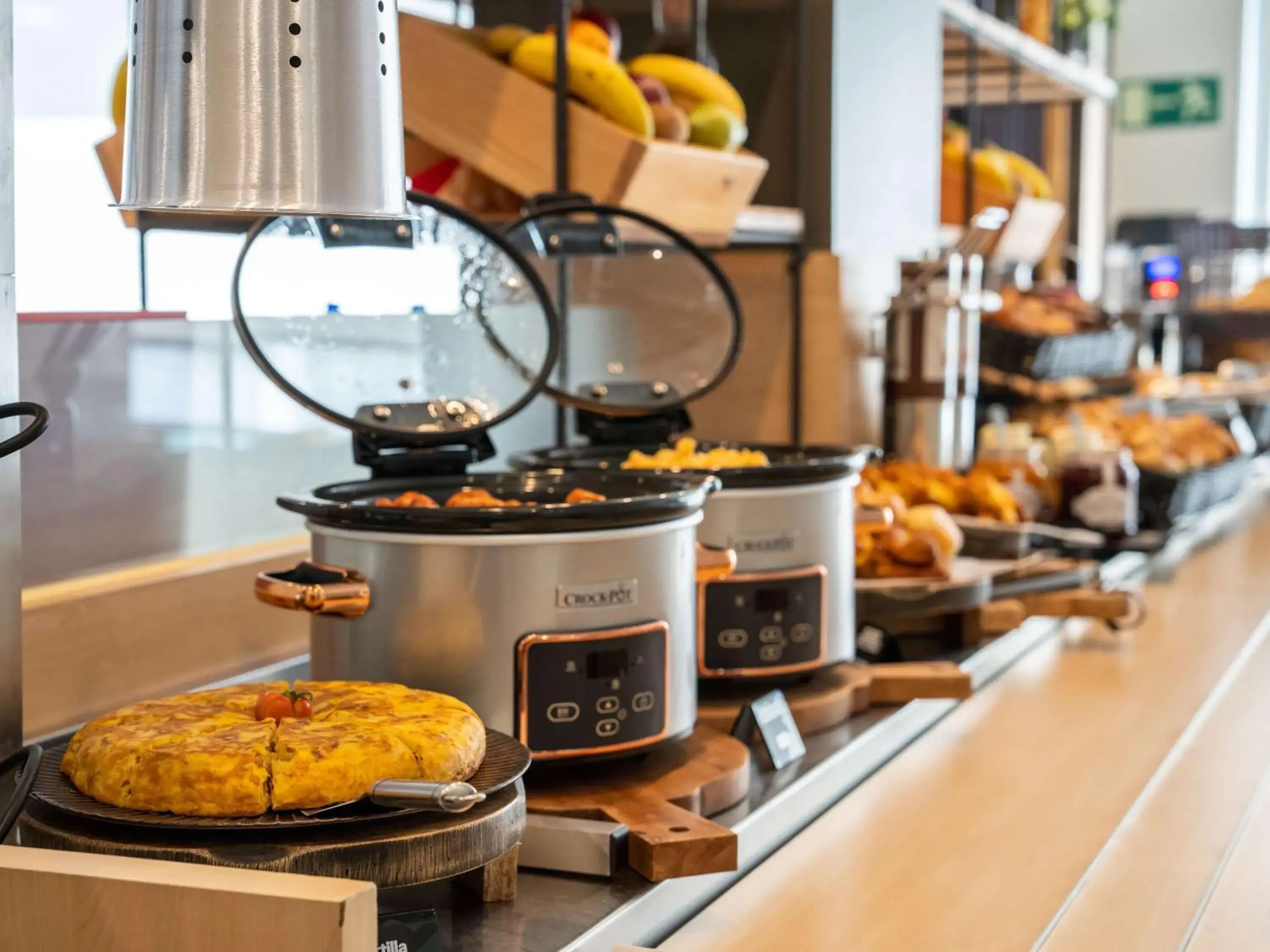 Breakfast, Food in Ibis Madrid Alcobendas