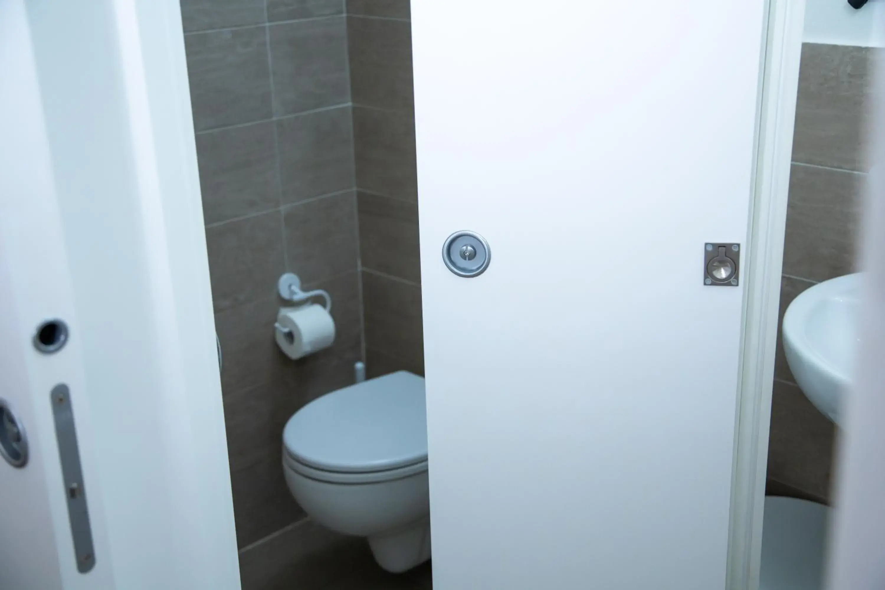Toilet, Bathroom in Al Canal Regio