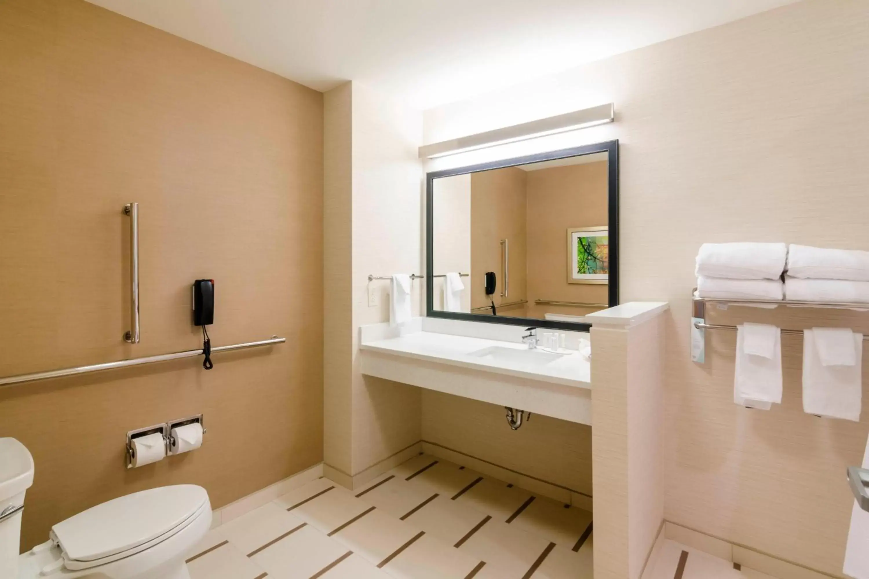 Bathroom in Fairfield Inn & Suites by Marriott Panama City Beach