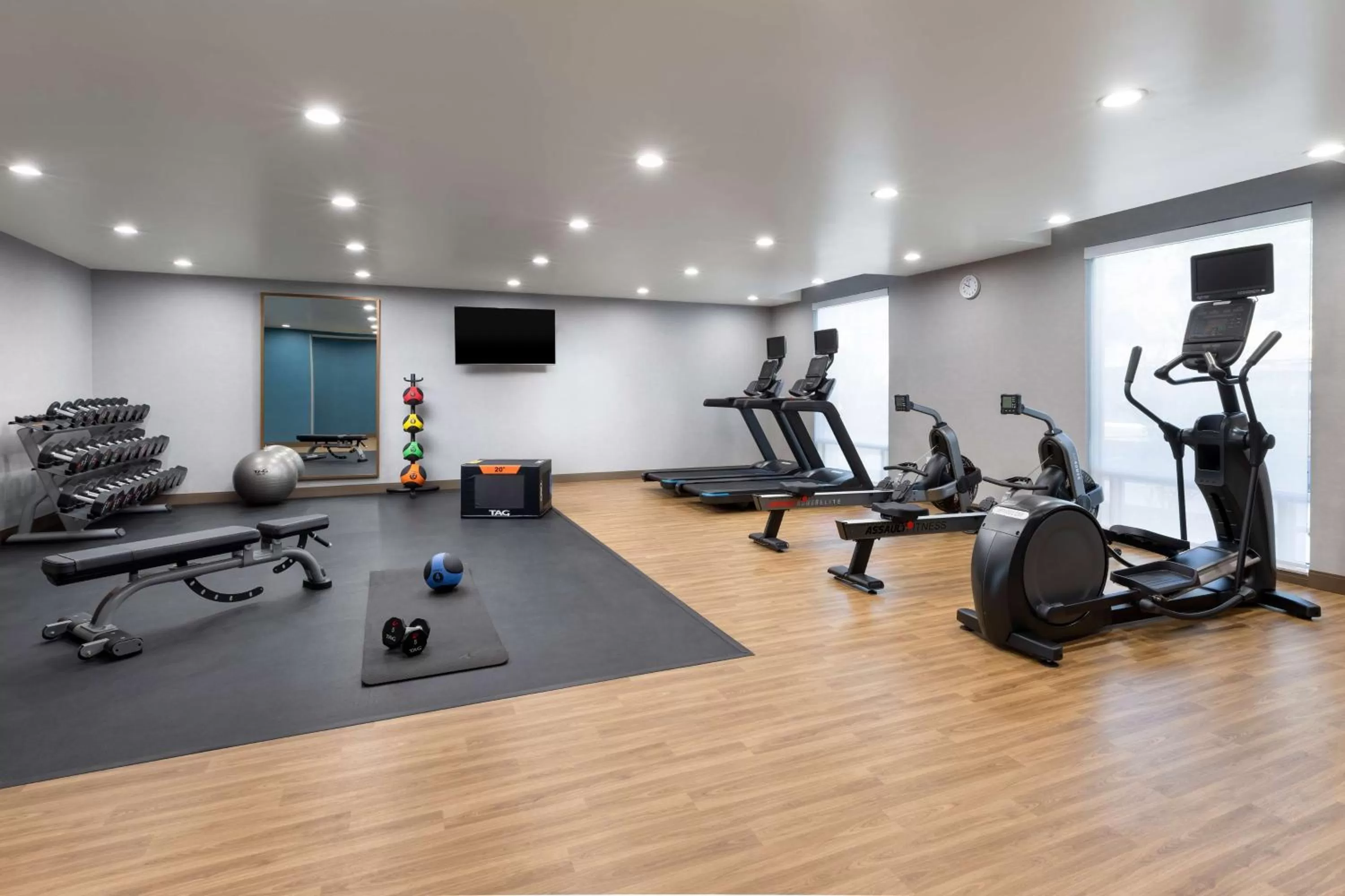 Fitness centre/facilities in Hampton Inn Oakhurst-Yosemite