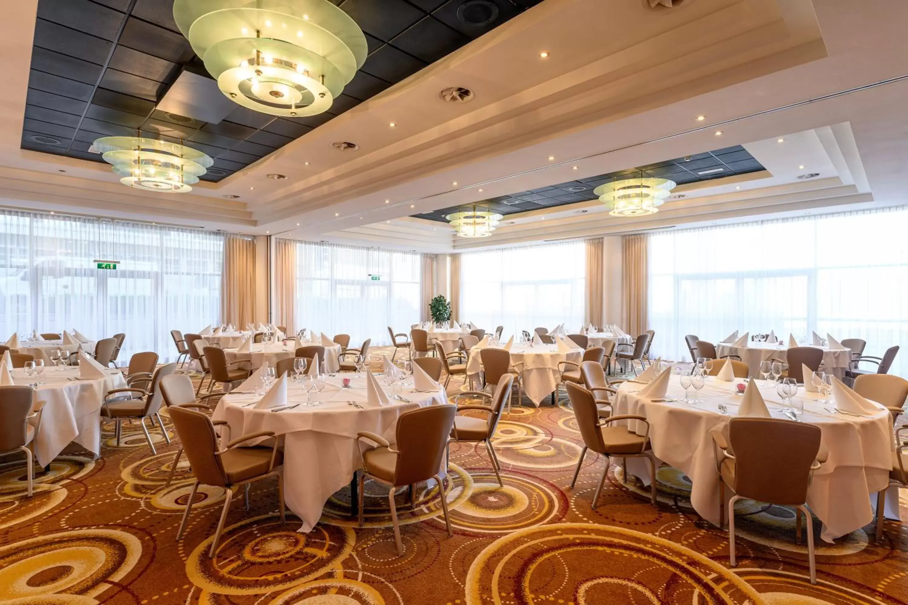 Banquet/Function facilities, Restaurant/Places to Eat in Crowne Plaza Maastricht, an IHG Hotel