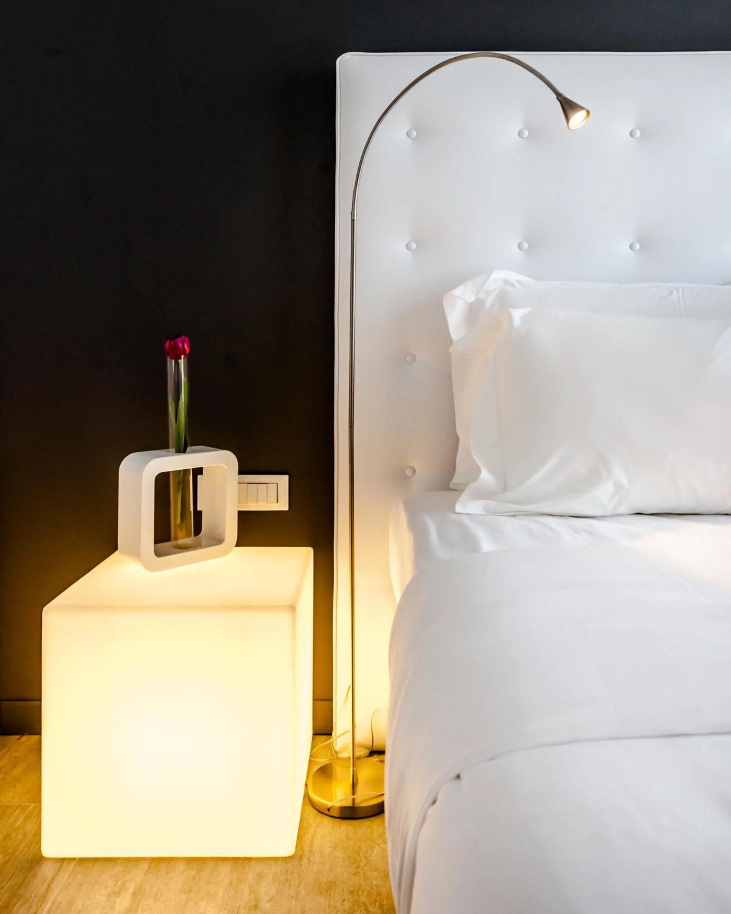 Decorative detail, Bed in Made to Measure Business