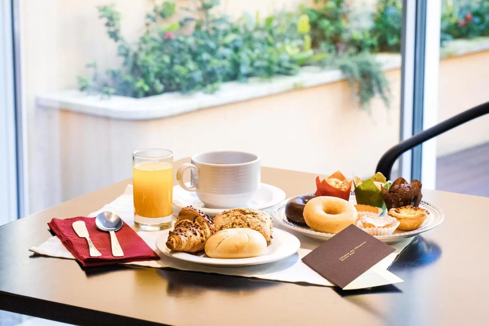 Breakfast in Hotel Aveiro Center