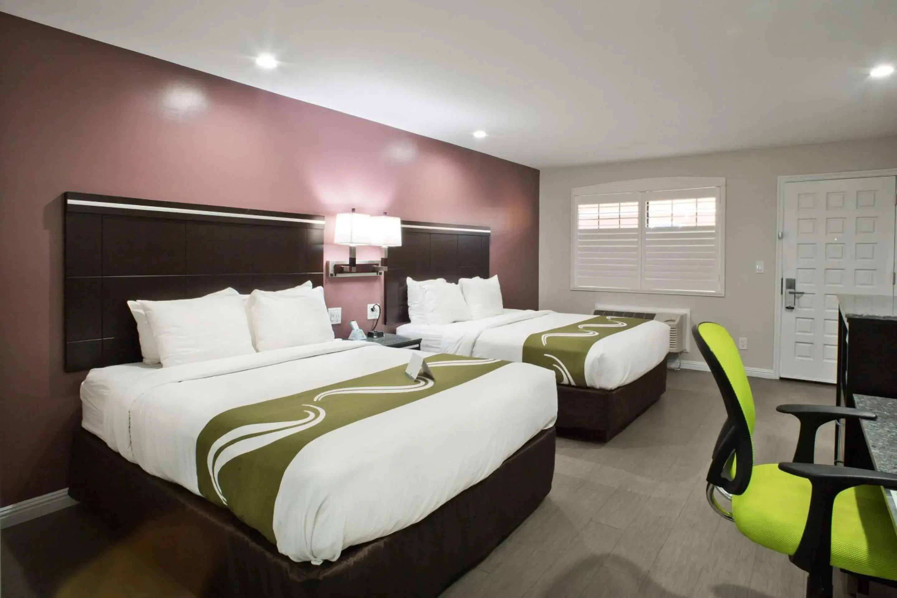 Photo of the whole room, Bed in Bay Area Inn & Suites Photo of the whole room, Bed in Bay Area Inn & Suites