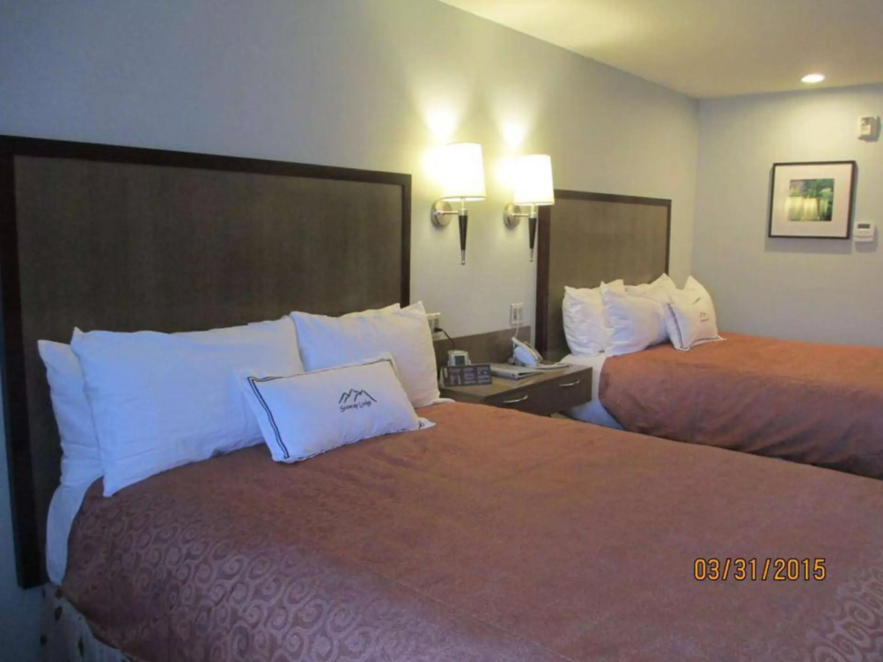 Photo of the whole room, Bed in Best Western Snowcap Lodge