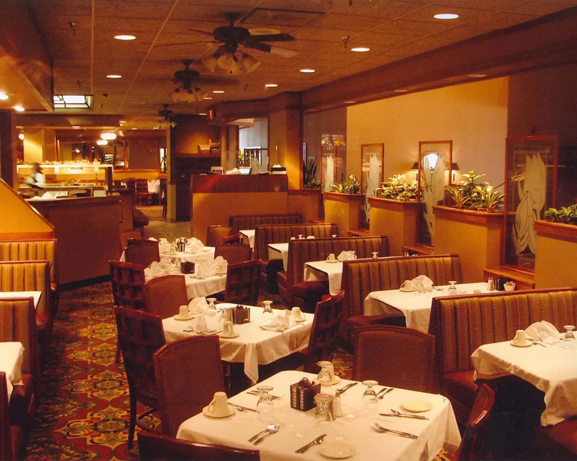 Restaurant/Places to Eat in Radisson Hotel Bismarck