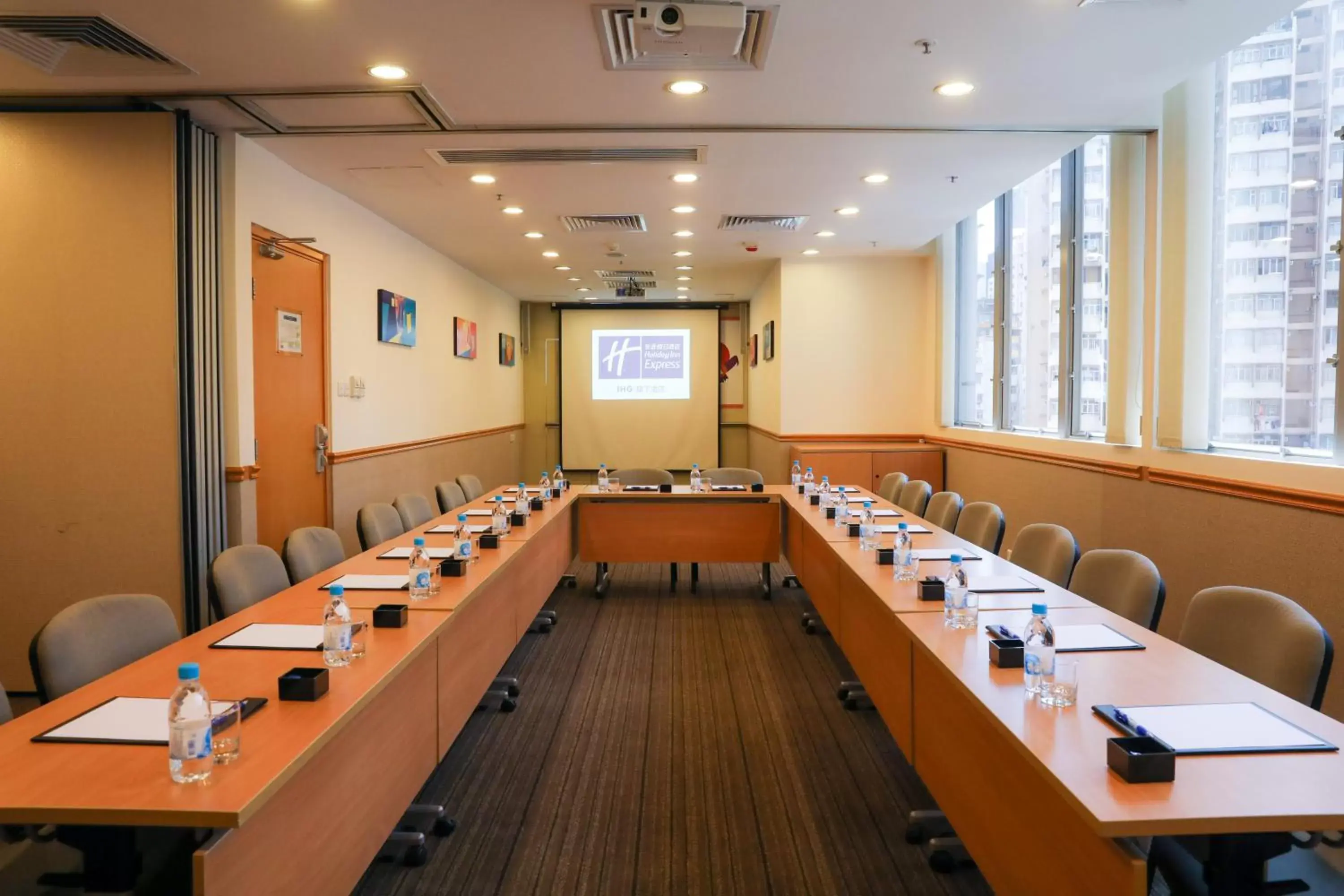 Meeting/conference room in Holiday Inn Express Hong Kong Causeway Bay, an IHG Hotel