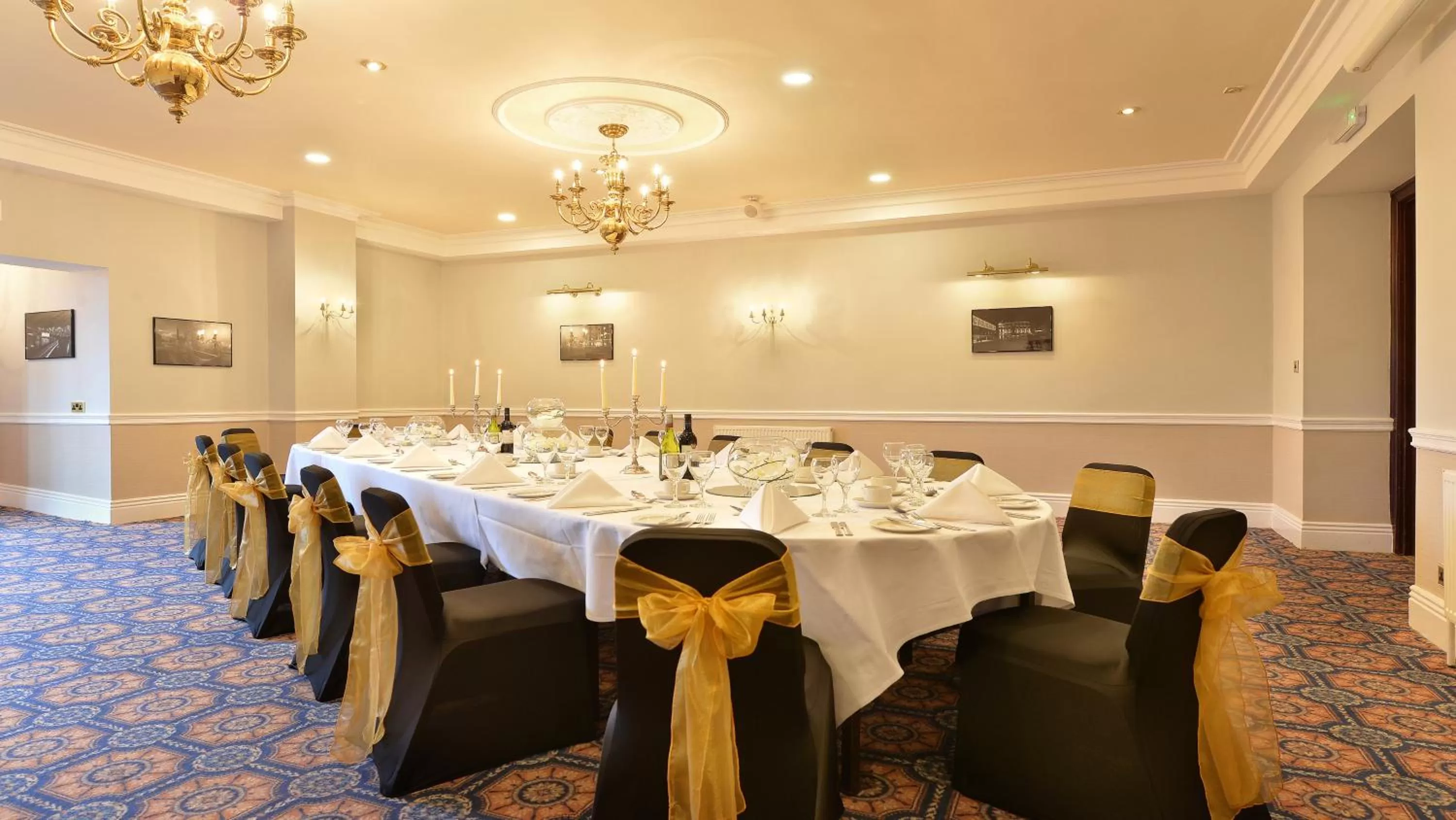 Meeting/conference room in Crowne Plaza - Sheffield by IHG