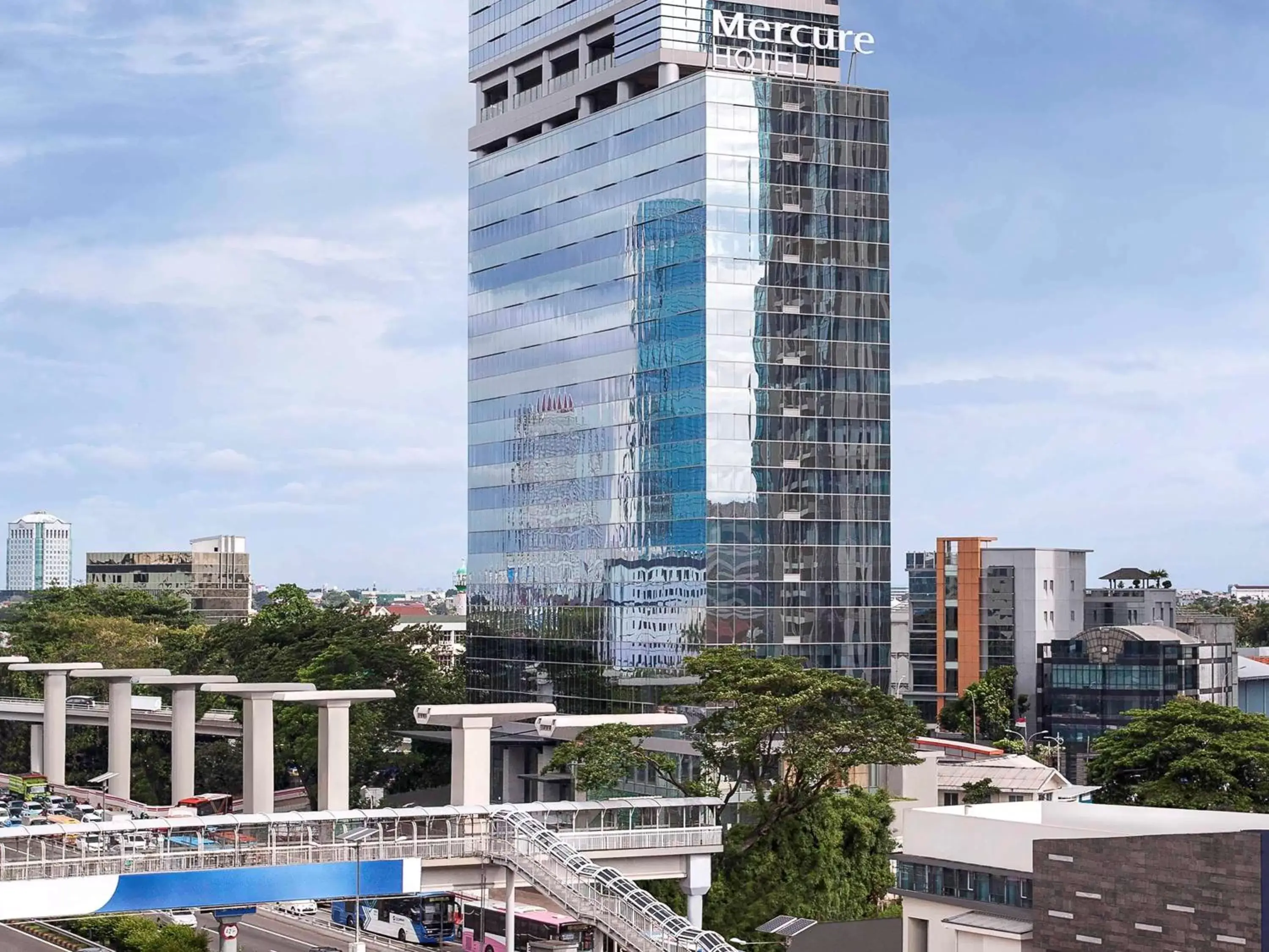 Property building in Mercure Jakarta Gatot Subroto