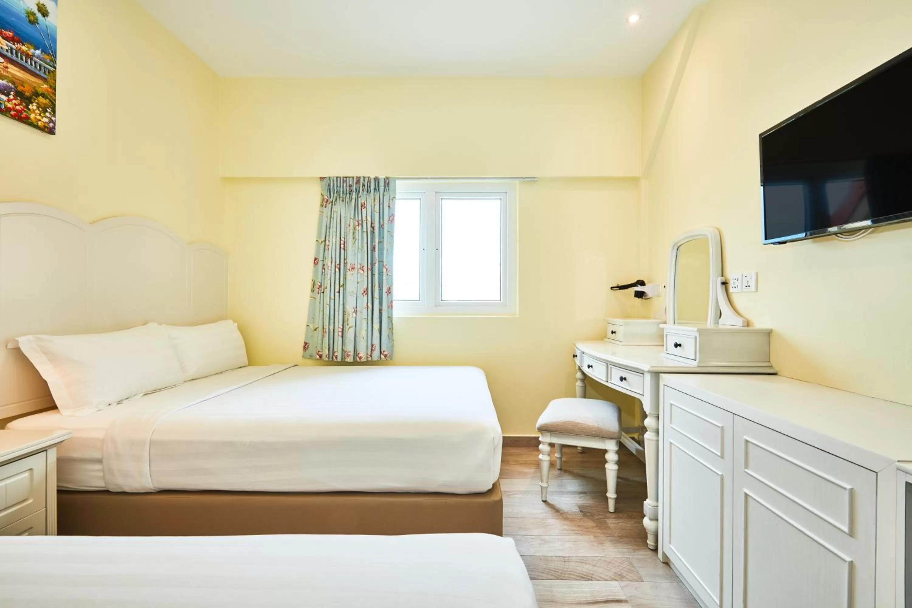 Bed in ibis budget Singapore Joo Chiat