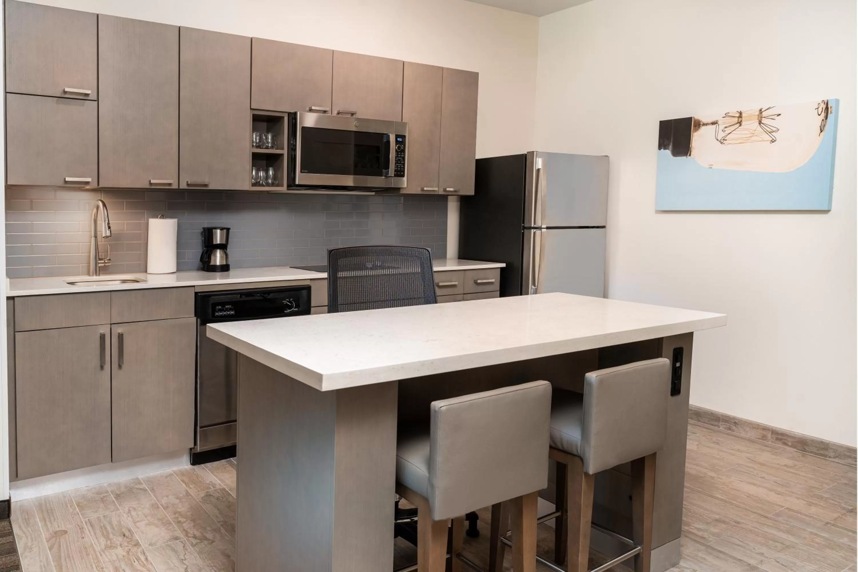 Kitchen or kitchenette in Hyatt House Nashville Airport