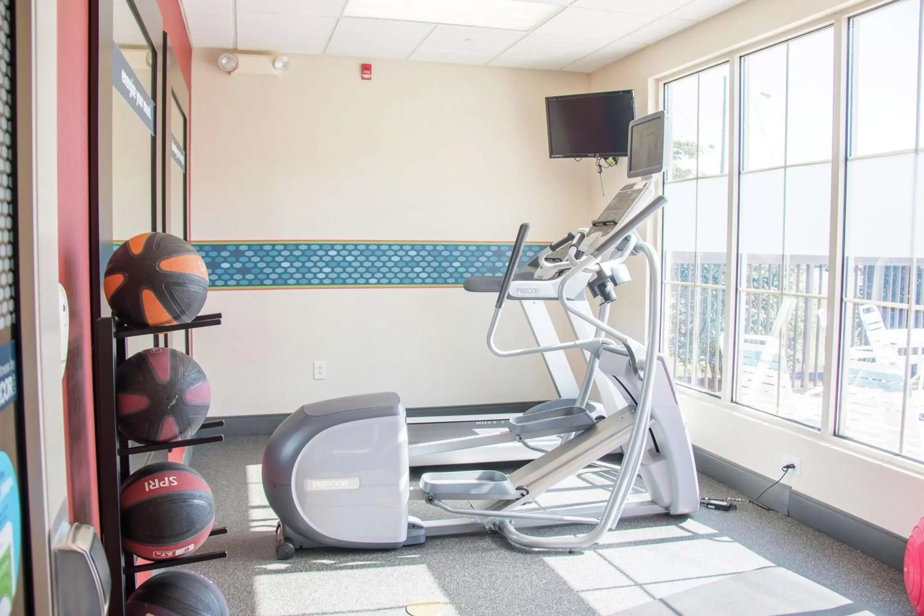 Fitness centre/facilities in Hampton Inn Murphy Fitness centre/facilities in Hampton Inn Murphy