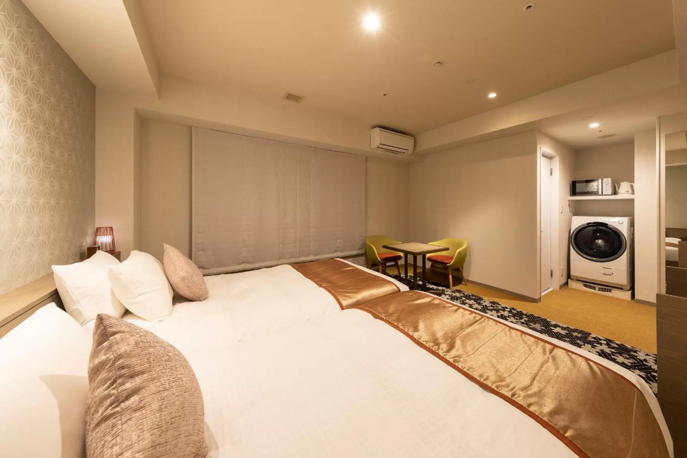 Photo of the whole room, Bed in Tokyu Stay Kyoto Sanjo-Karasuma