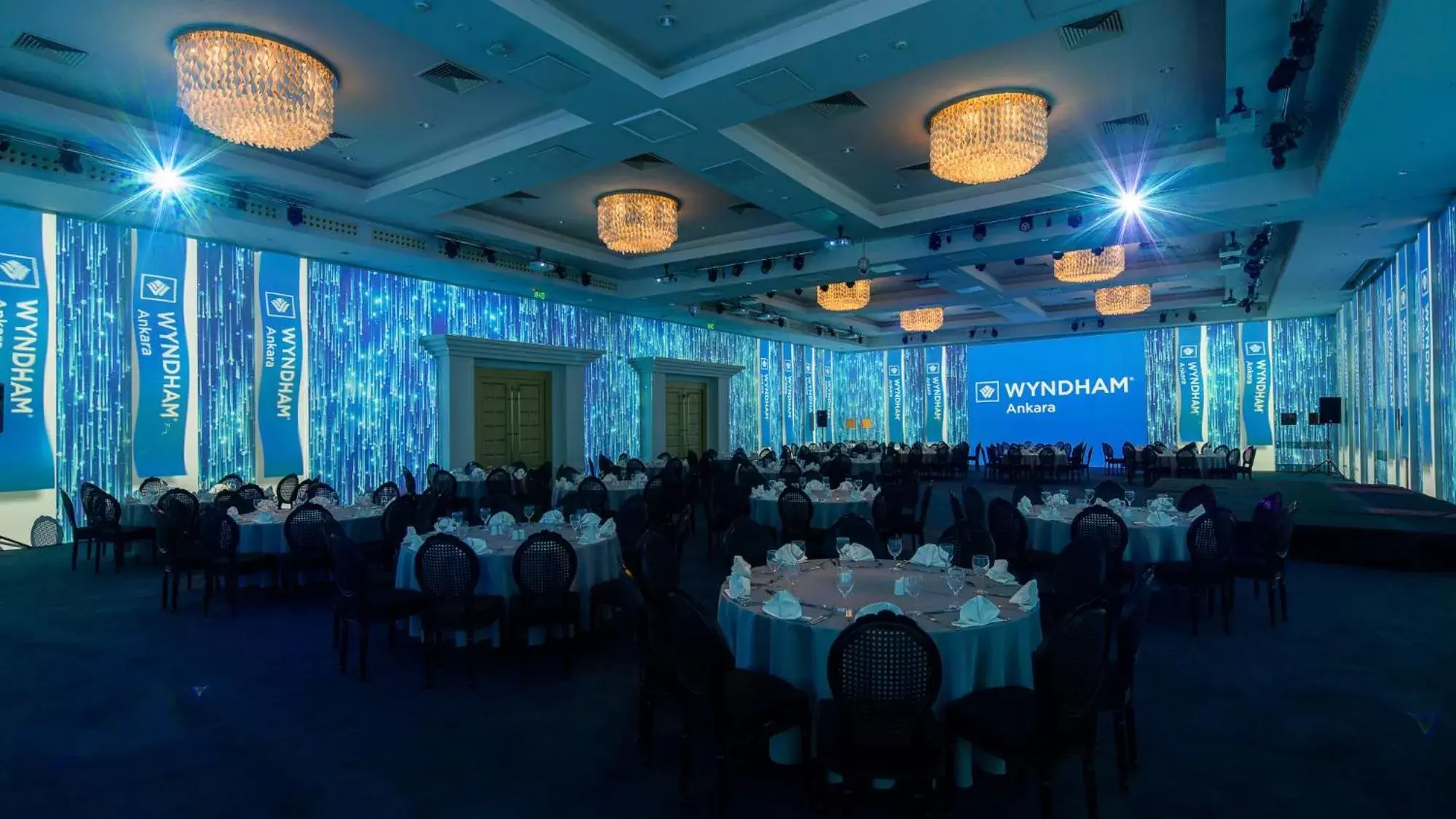 Entertainment, Restaurant/Places to Eat in Wyndham Ankara