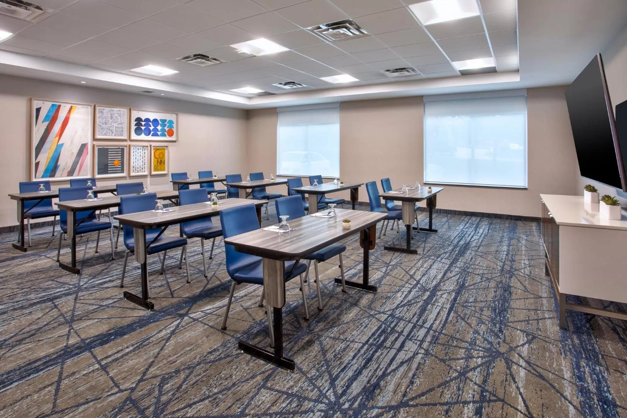 Meeting/conference room in Holiday Inn Express Kingston Central by IHG