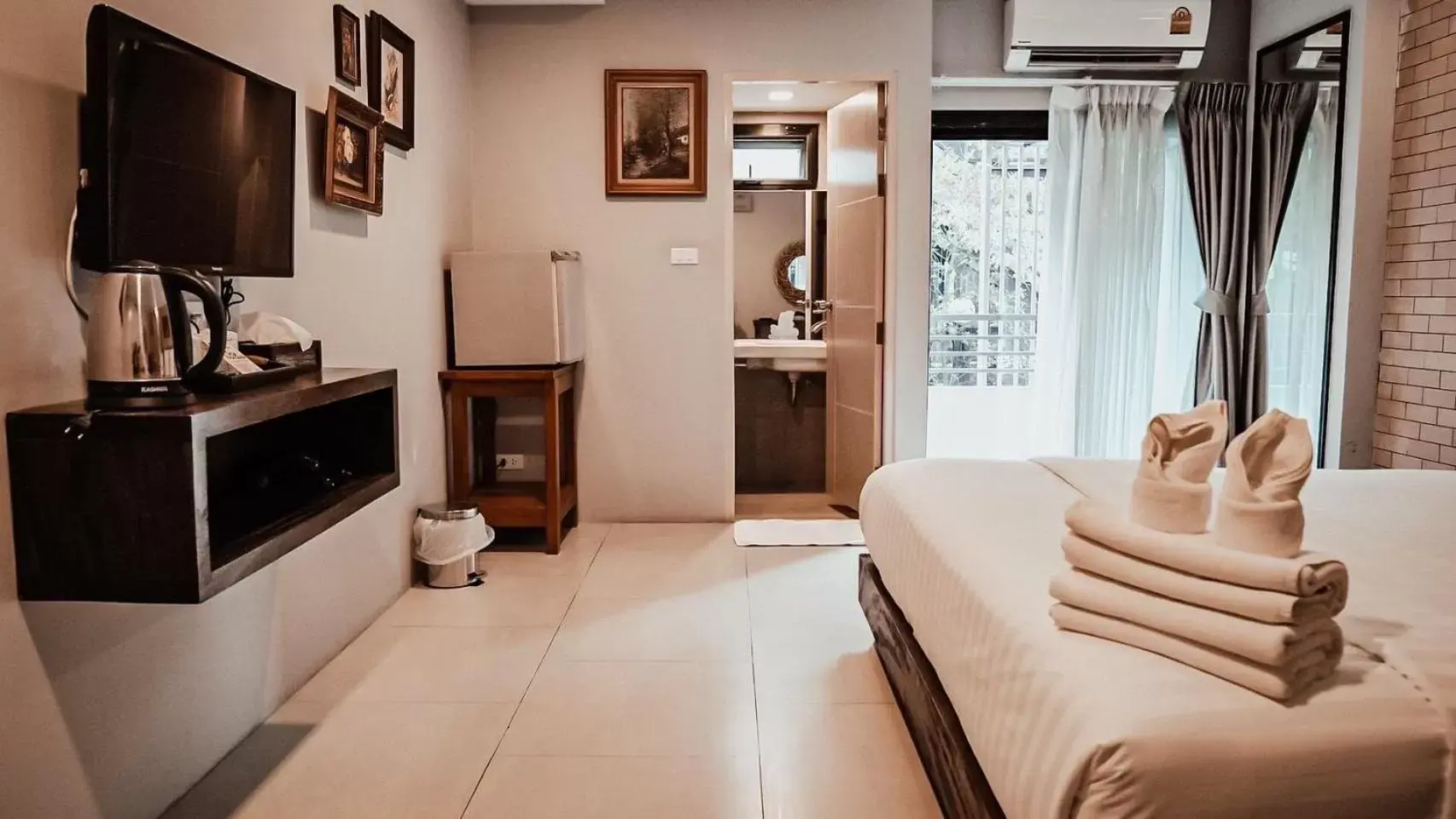 Standard King Room in Letana Hotel Standard King Room in Letana Hotel