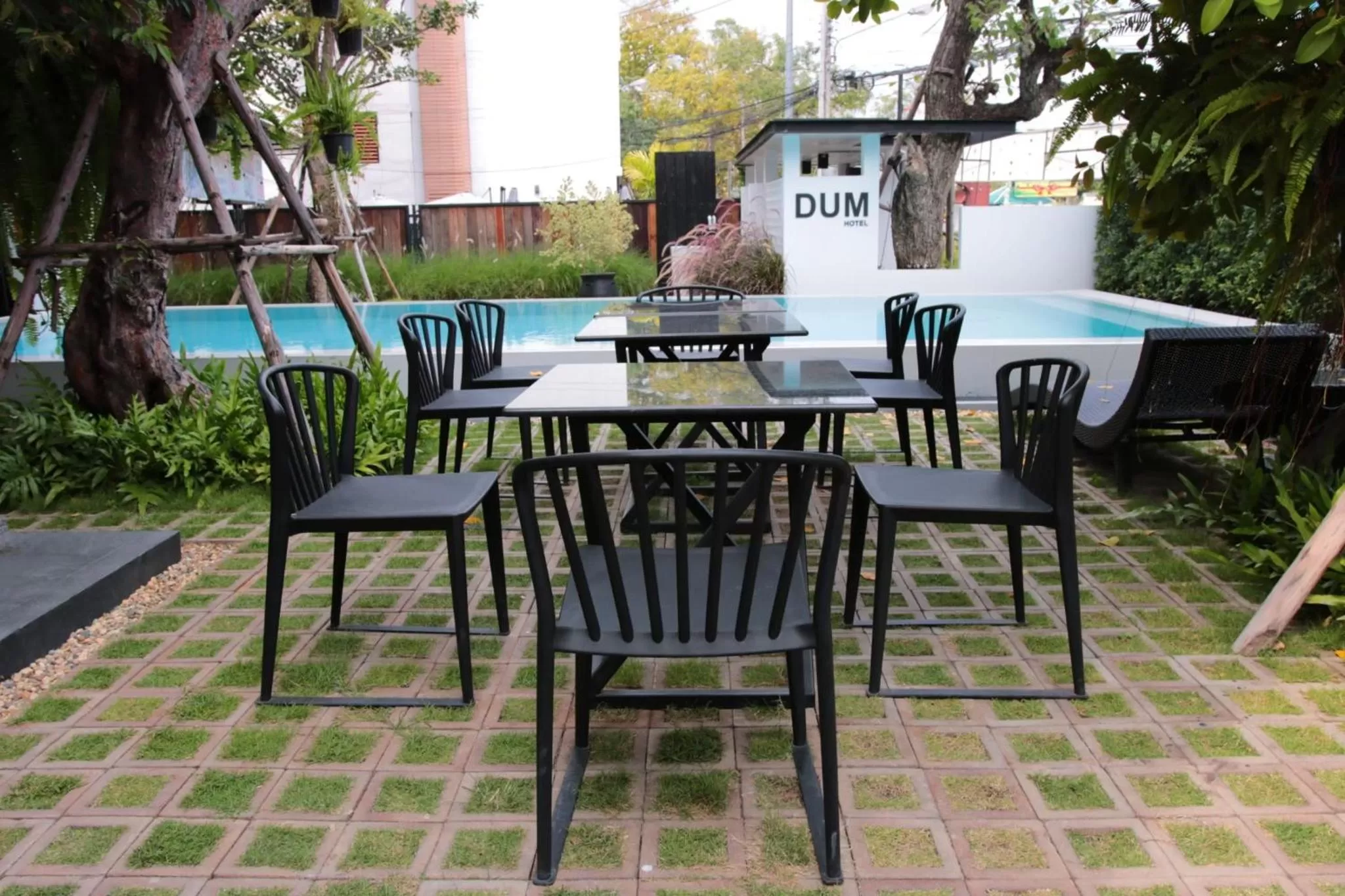 Swimming pool in DUM Hotel - Si Phum