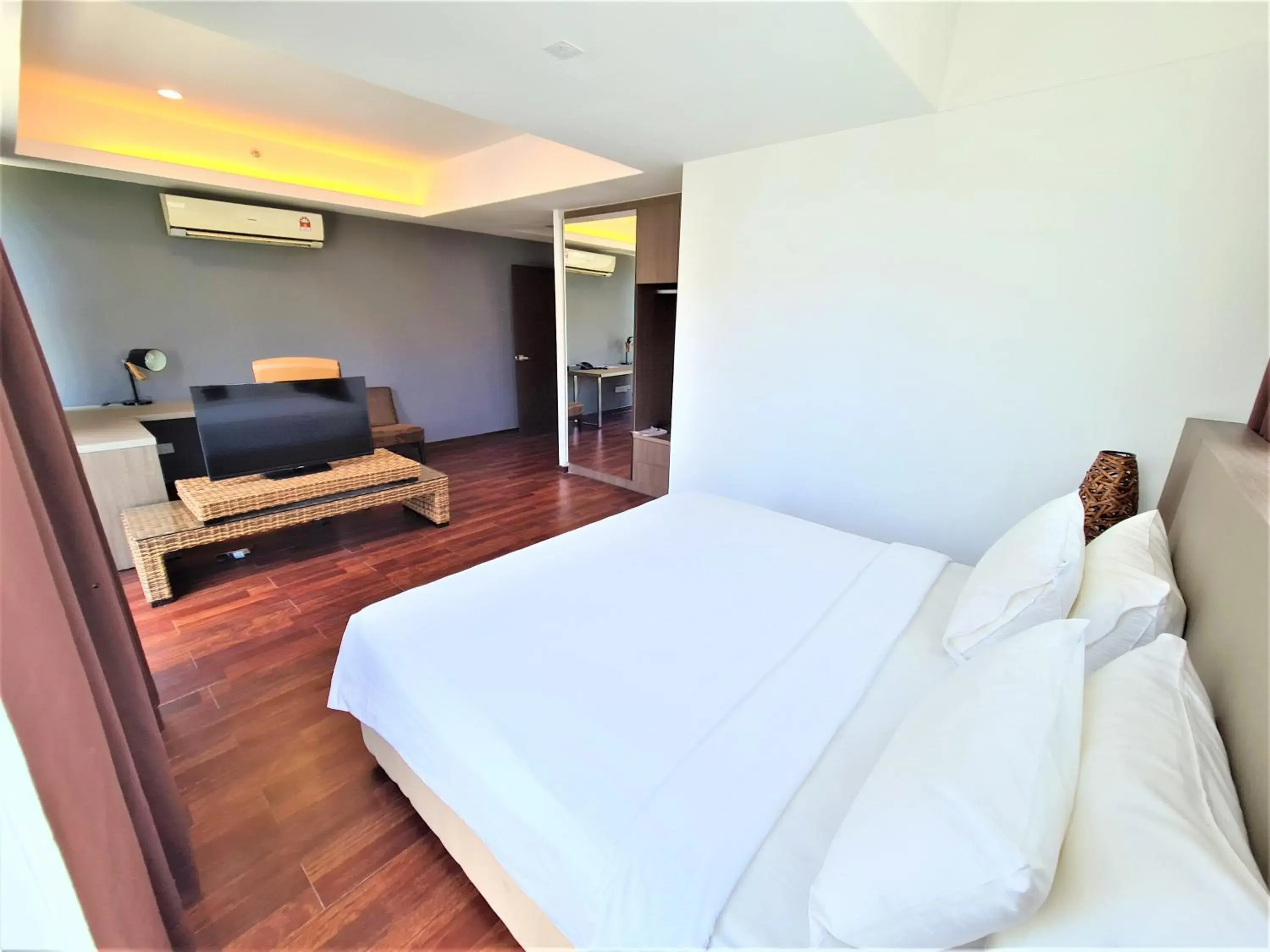 Nexus Business Suite Hotel