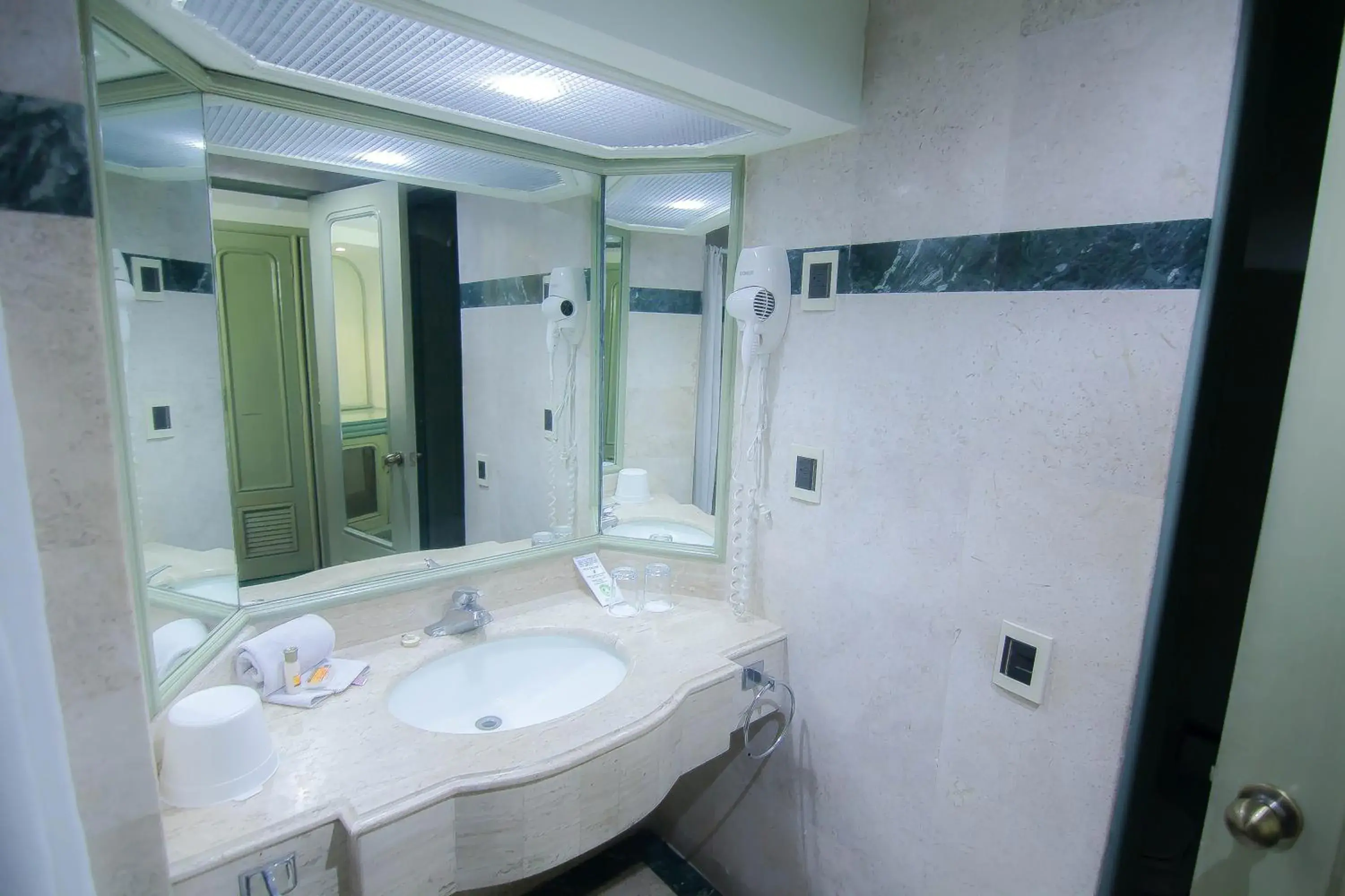 Bathroom in Nk Hotel Nekié Tepic