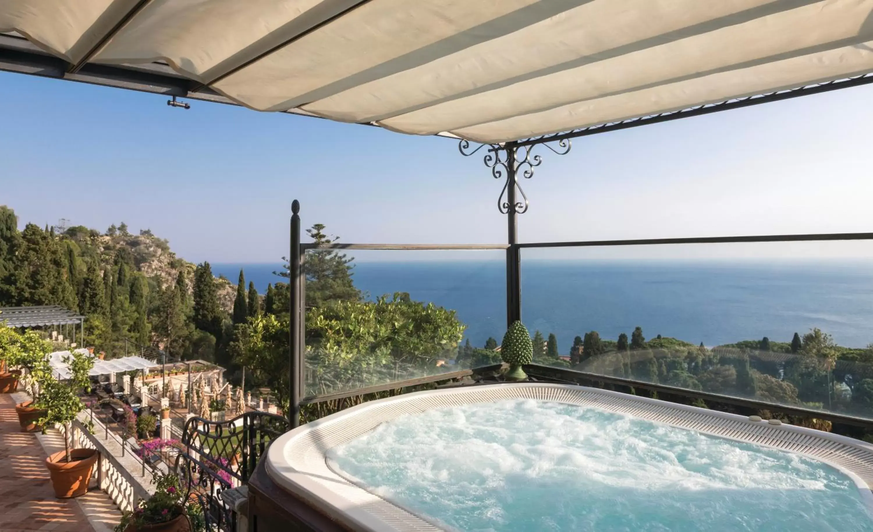 Two Bedroom Suite with Terrace (Grand Hotel Timeo) in Grand Hotel Timeo, A Belmond Hotel, Taormina Two Bedroom Suite with Terrace (Grand Hotel Timeo) in Grand Hotel Timeo, A Belmond Hotel, Taormina