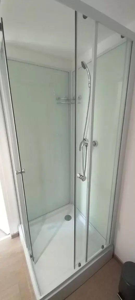 Shower, Bathroom in Demeure de la Garenne
