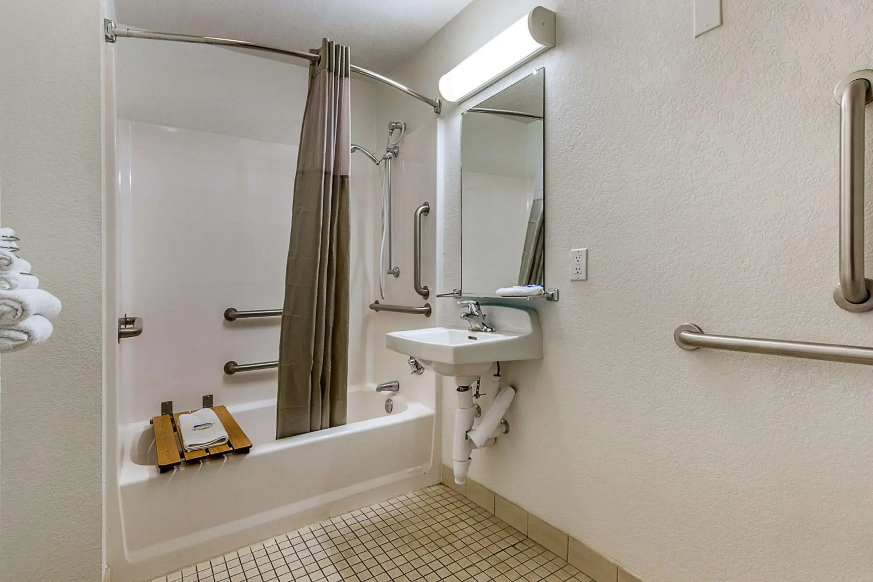 Shower, Bathroom in Motel 6-Phoenix, AZ - North Bell Road