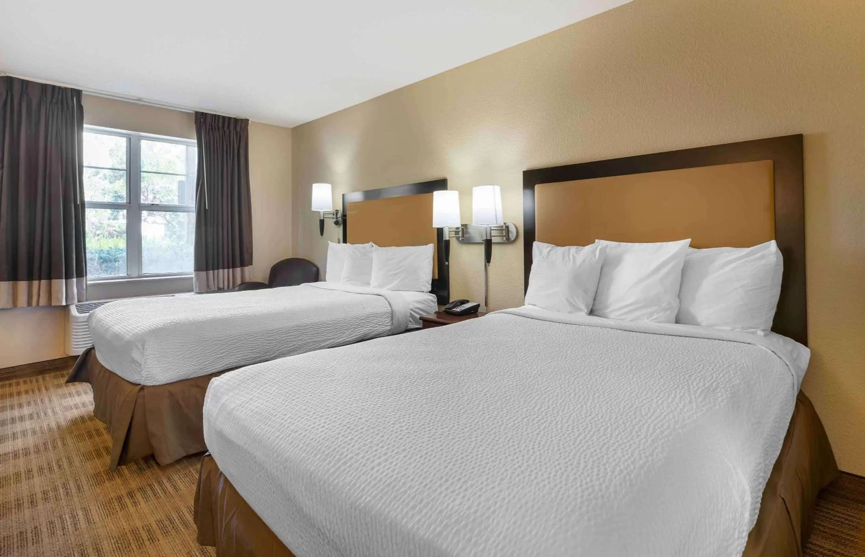 Bedroom, Bed in Extended Stay America Suites - San Jose - Edenvale - North