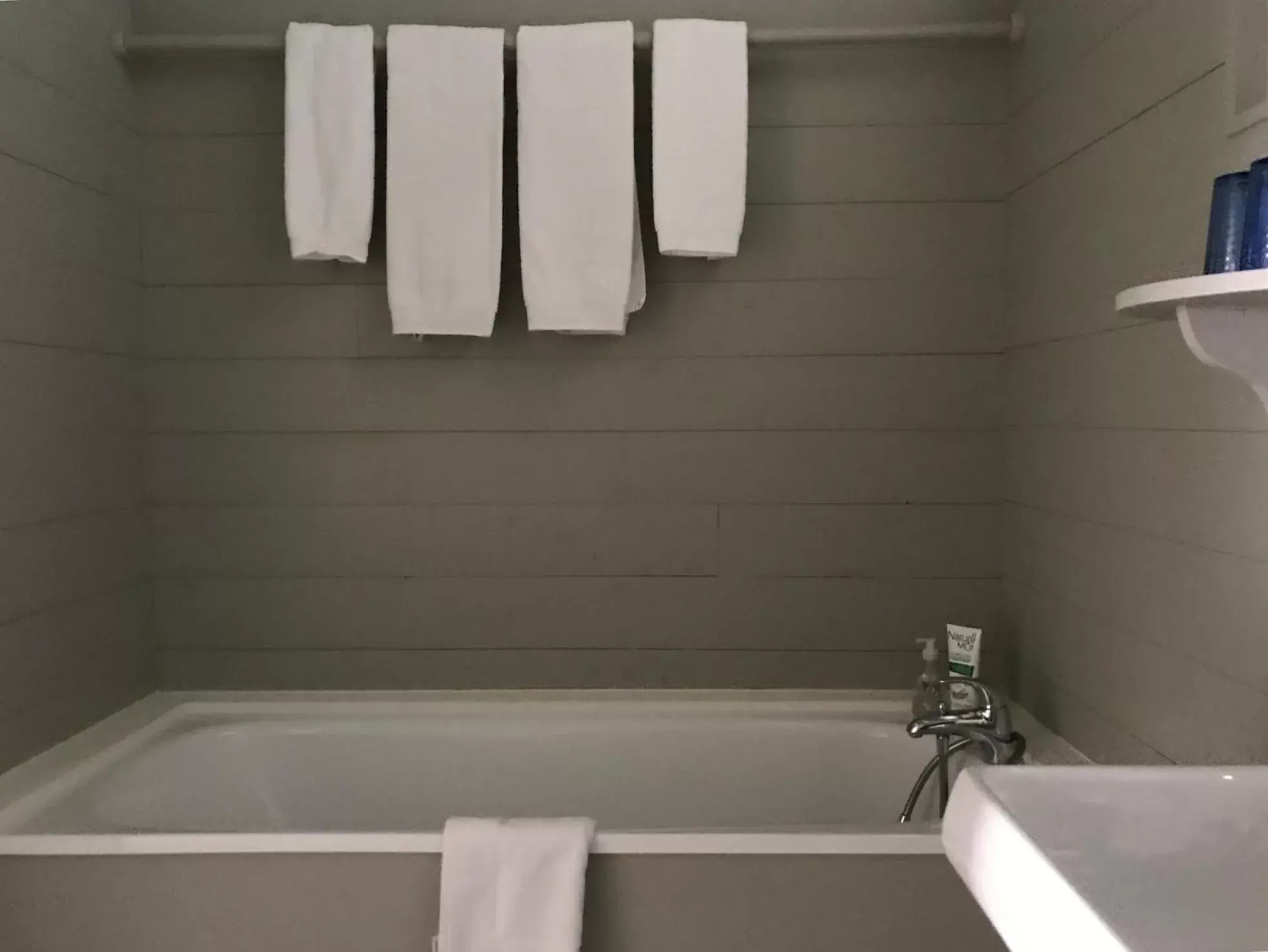 Bathroom in La maison Jeanne d'Arc