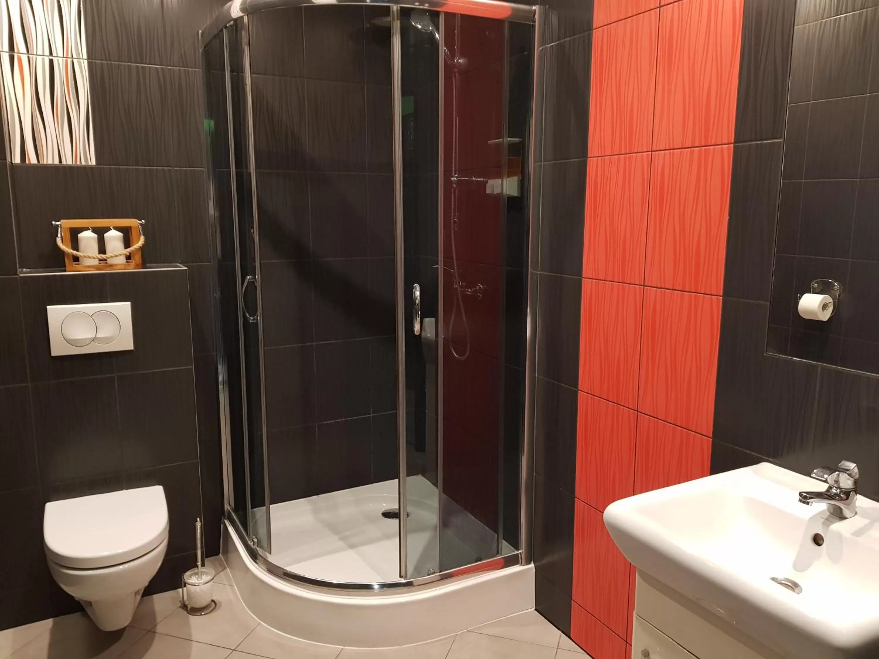 Shower in Pokoje Bakos Radocza