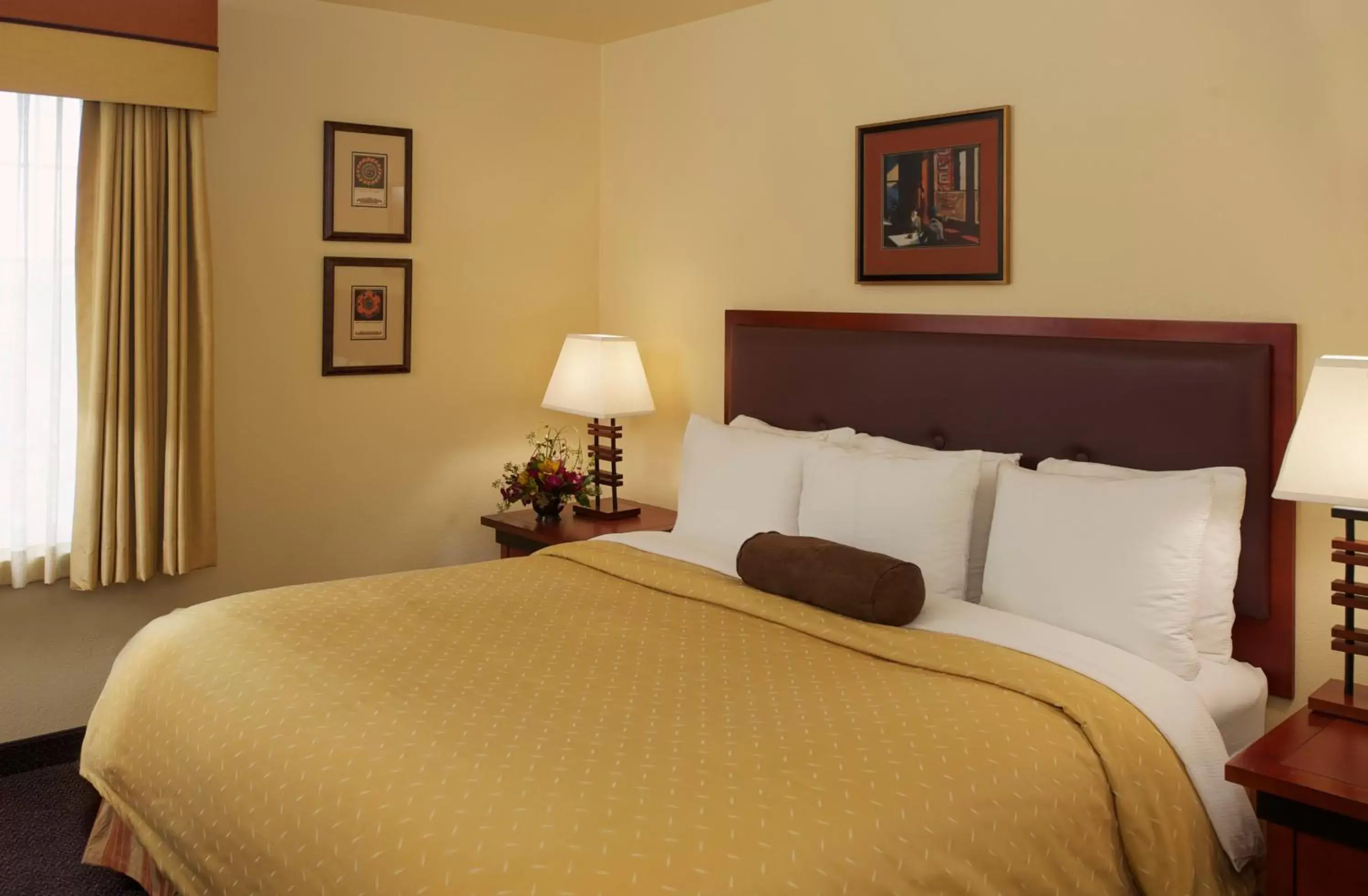 Bedroom, Room Photo in Larkspur Landing Roseville-An All-Suite Hotel