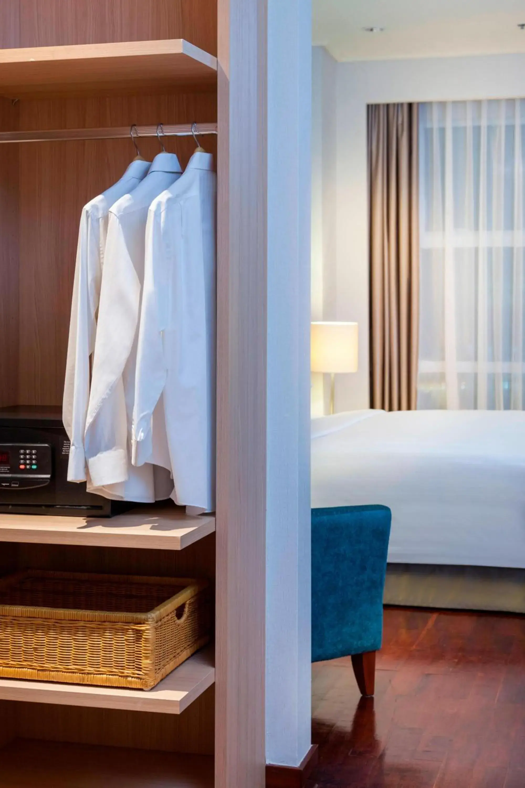 Bedroom, Bed in The Mayflower, Jakarta-Marriott Executive Apartments