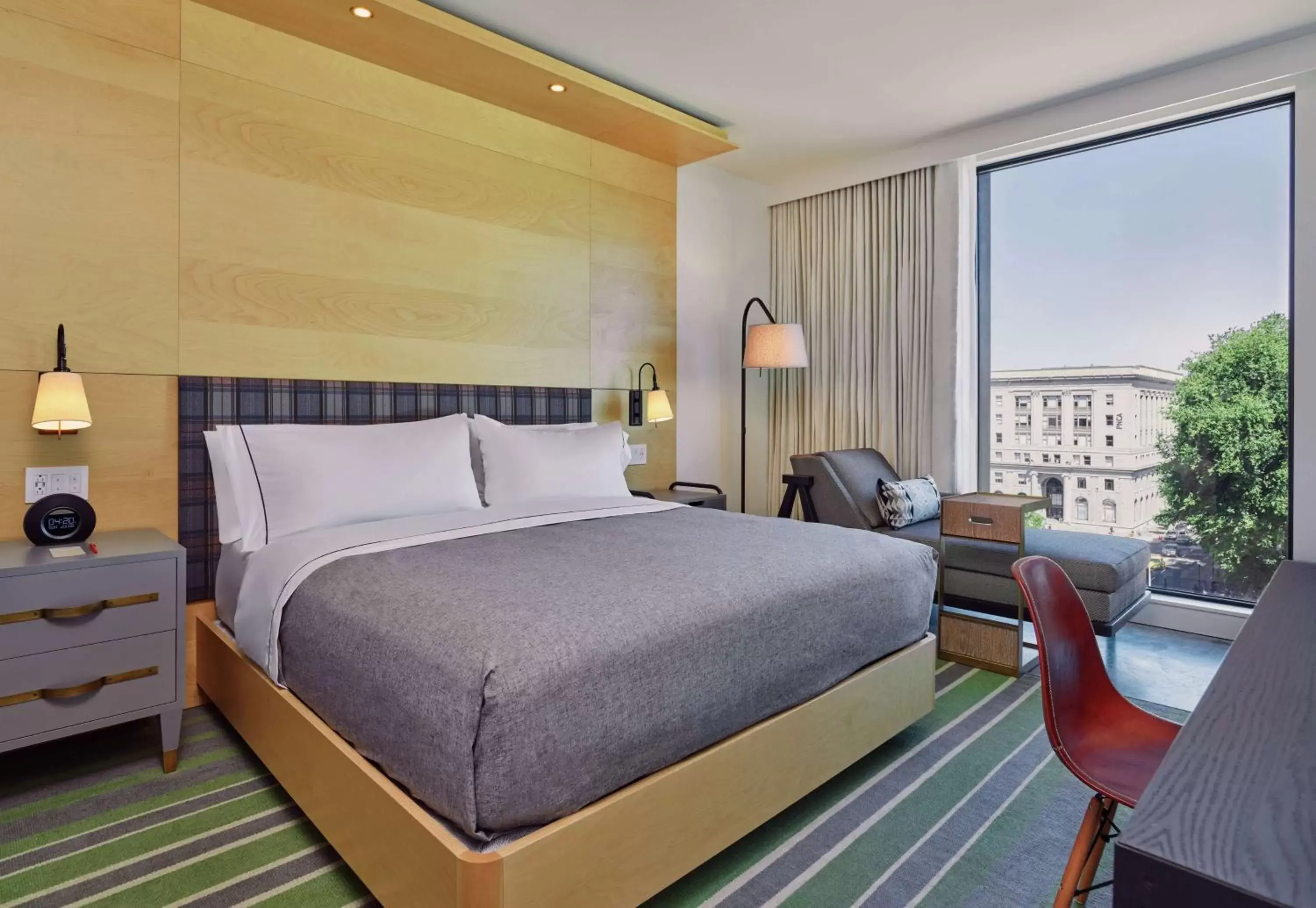 Deluxe King Room with City view - Hearing Accessible in Canopy by Hilton Portland Pearl District Deluxe King Room with City view - Hearing Accessible in Canopy by Hilton Portland Pearl District