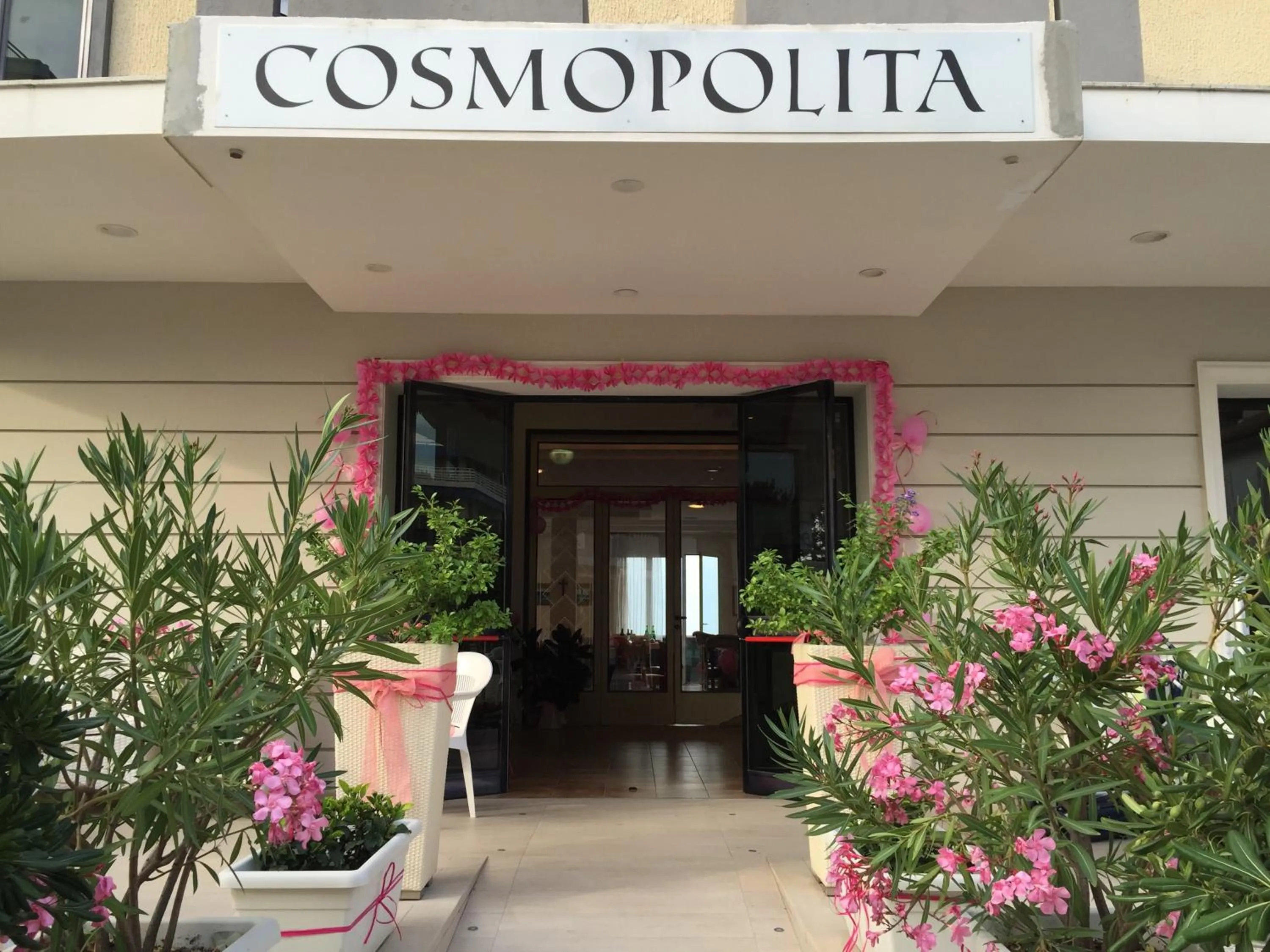 Facade/entrance in Hotel Cosmopolita