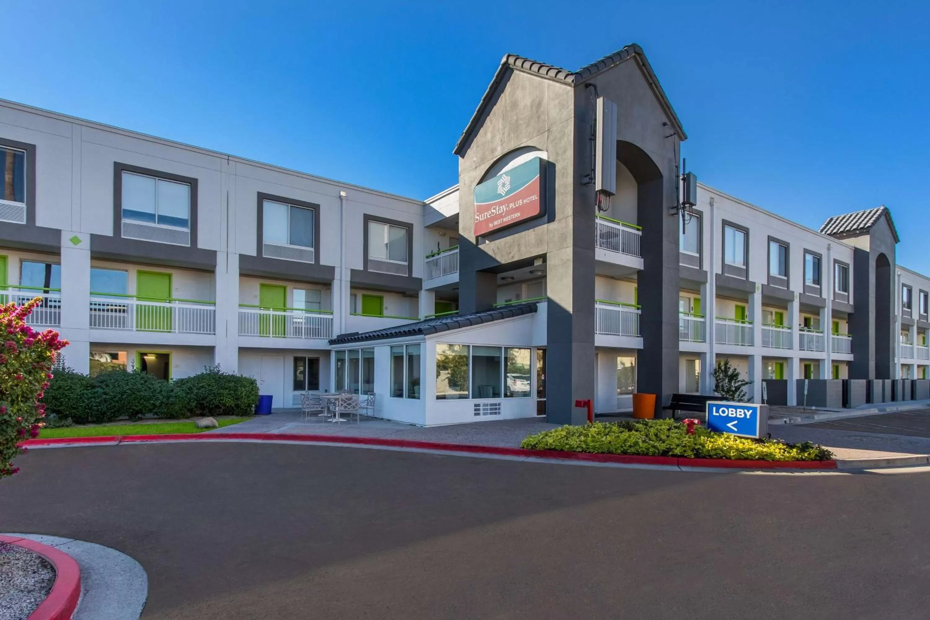 Property building in SureStay Plus Hotel by Best Western Scottsdale North