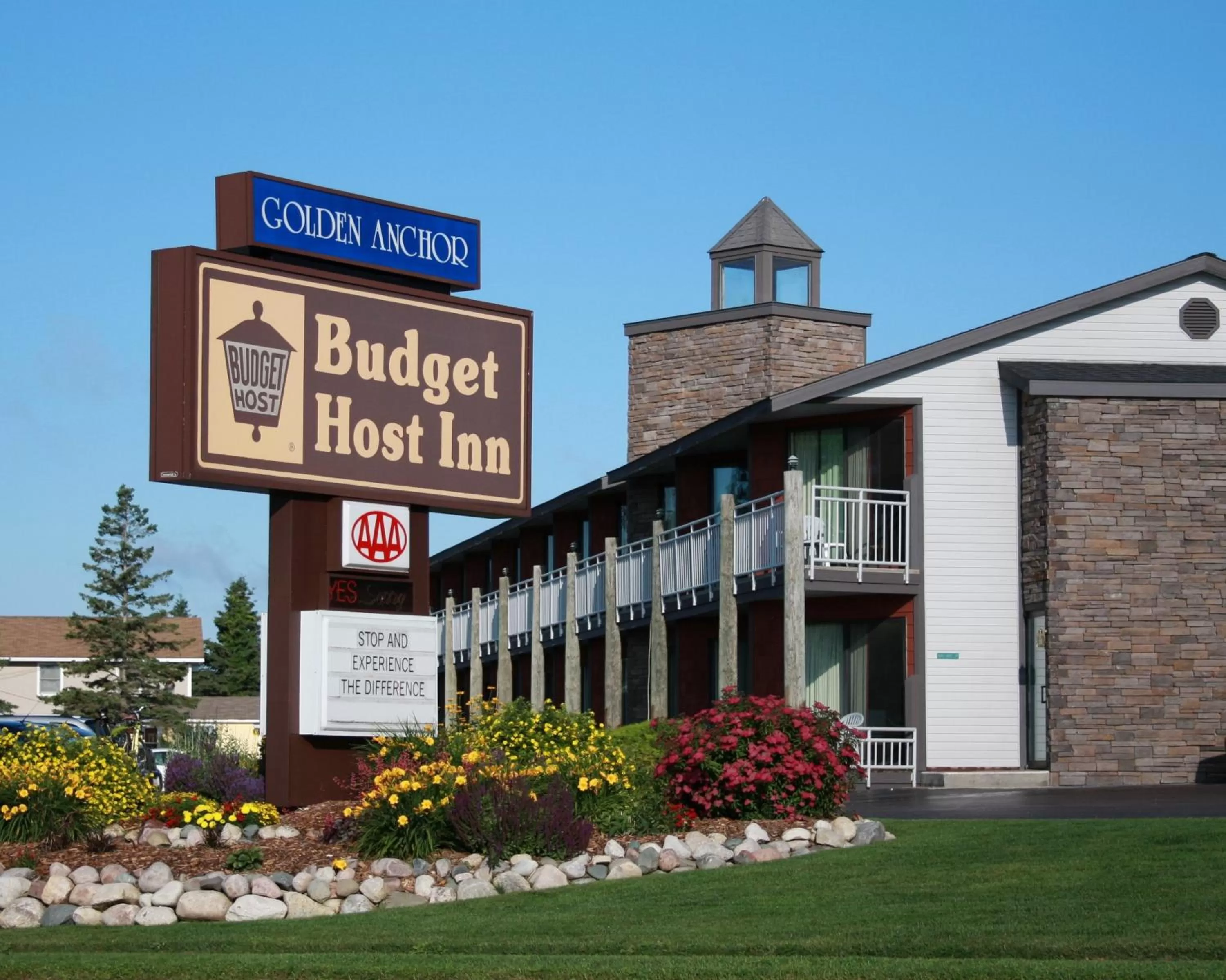 Property building in Budget Host Inn & Suites